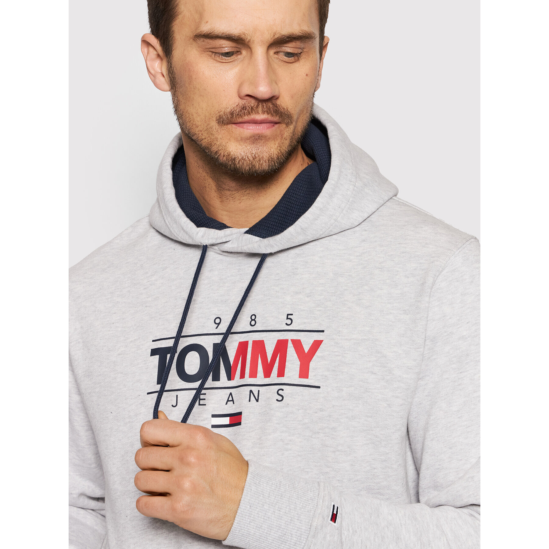 Tommy Jeans Mikina Tjm Essential Graphic DM0DM11630 Šedá Regular Fit - Pepit.cz