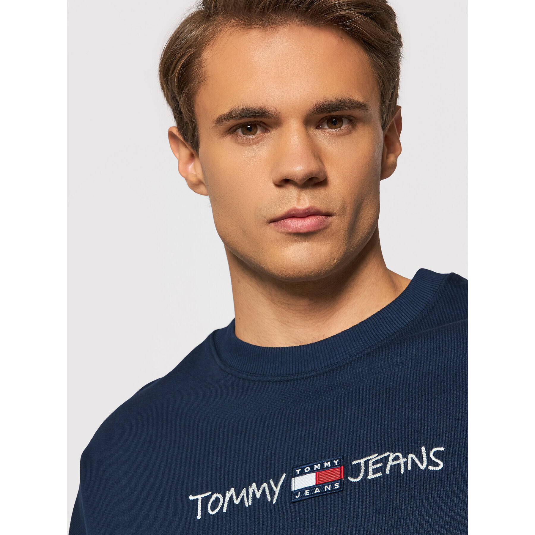 Tommy Jeans Mikina Tjm Seasonal Straight Logo DM0DM10914 Tmavomodrá Regular Fit - Pepit.cz