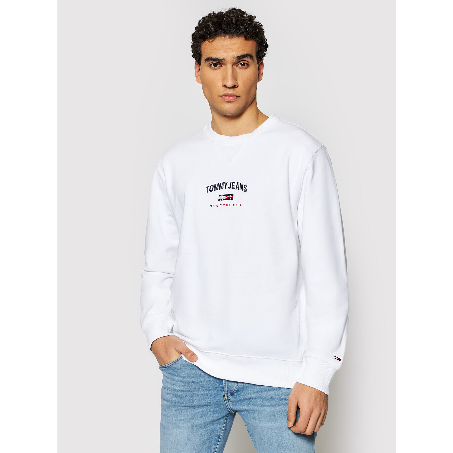 Tommy Jeans Mikina Tjm Timeless Crew 1 DM0DM10193 Bílá Regular Fit - Pepit.cz