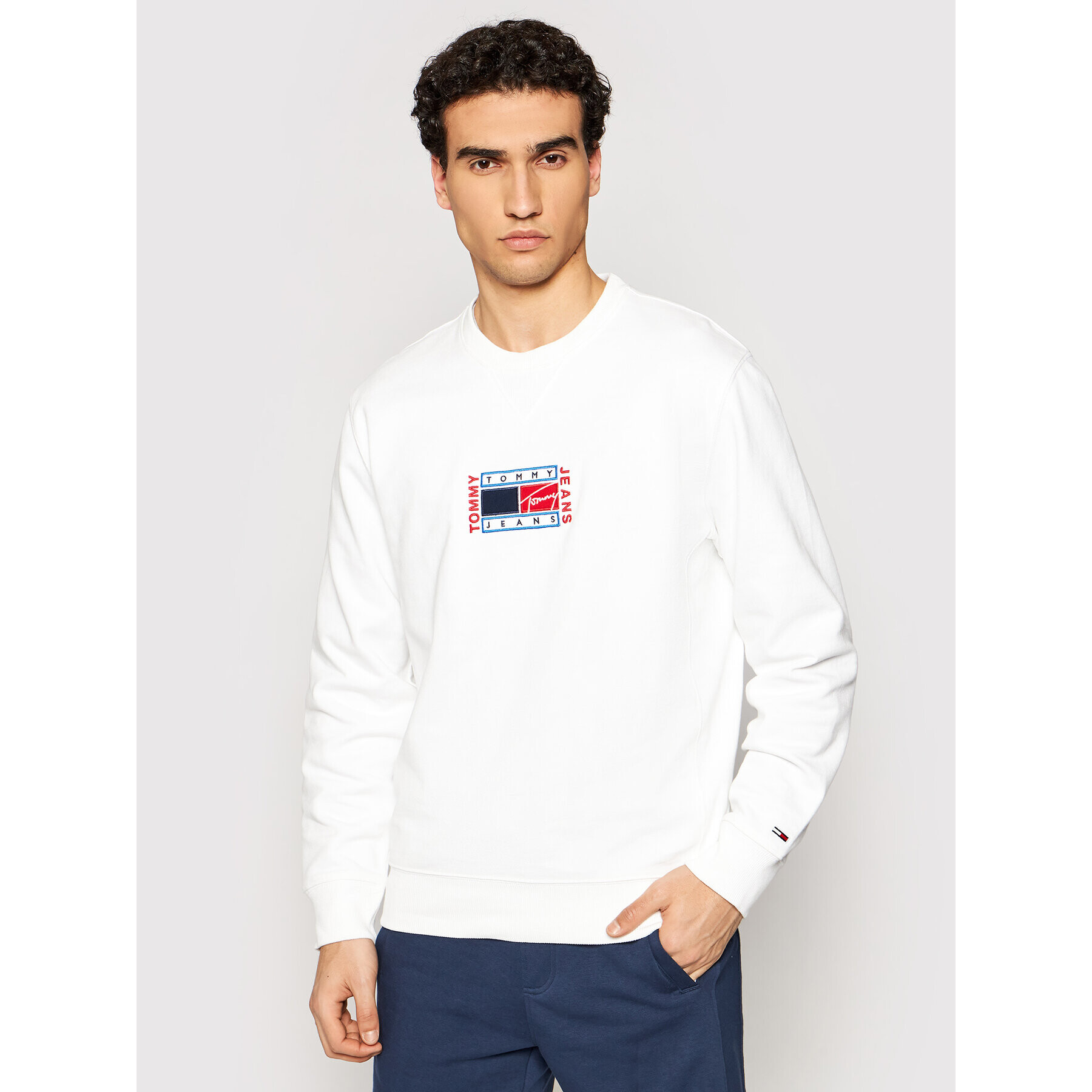 Tommy Jeans Mikina Tjm Timeless DM0DM10635 Bílá Regular Fit - Pepit.cz