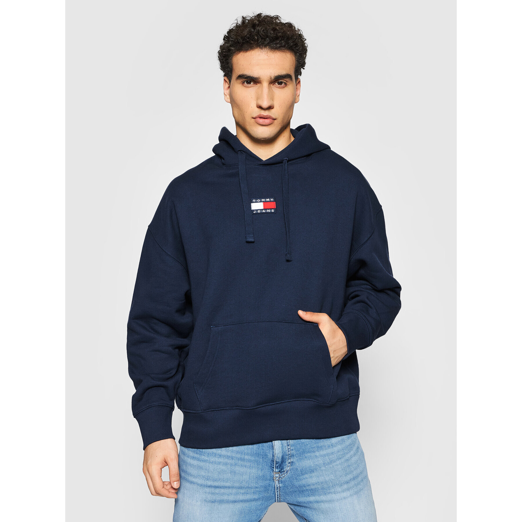 Tommy Jeans Mikina Tommy Badge DM0DM10904 Tmavomodrá Regular Fit - Pepit.cz