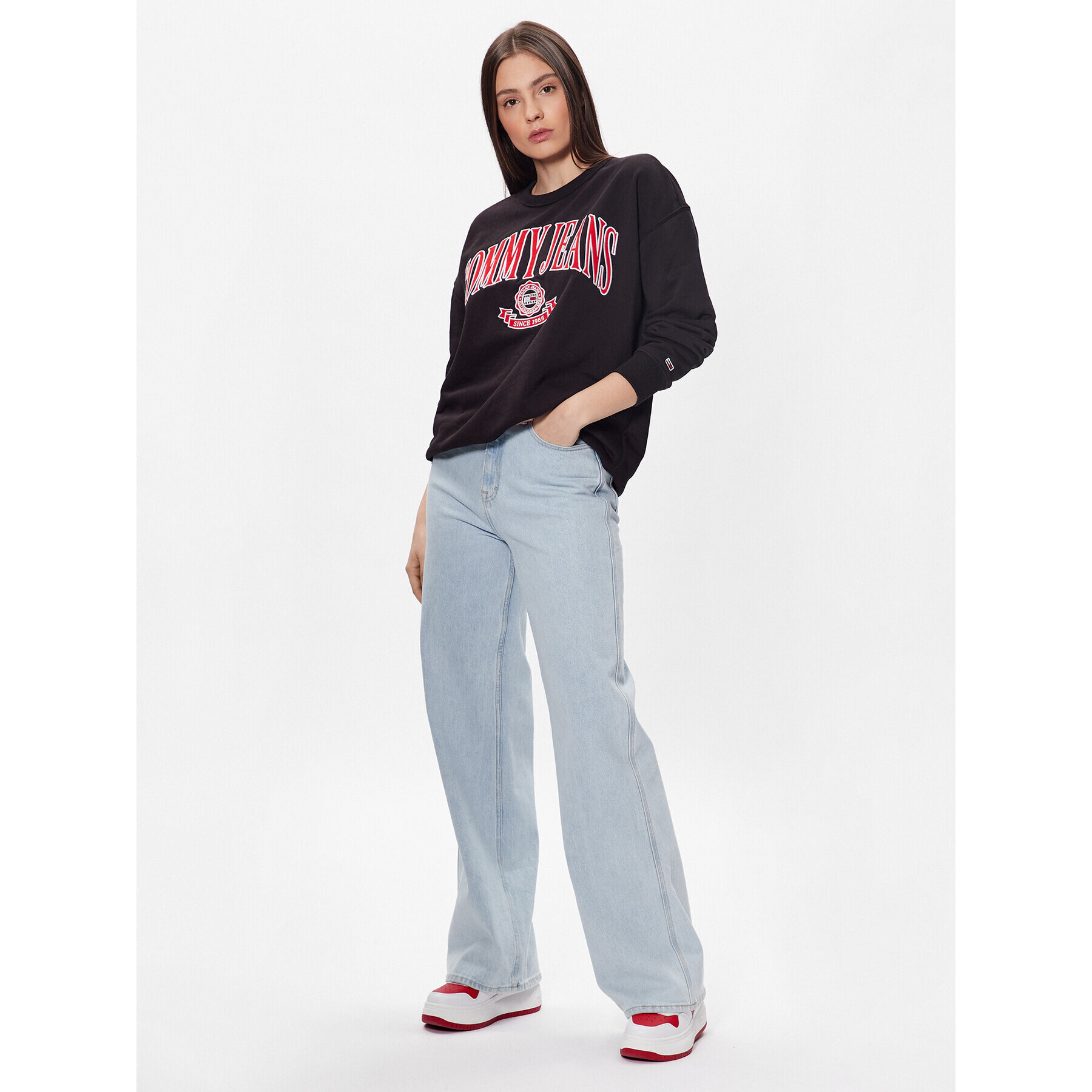 Tommy Jeans Mikina Varsity Prep 1 Crew DW0DW15419 Černá Oversize - Pepit.cz