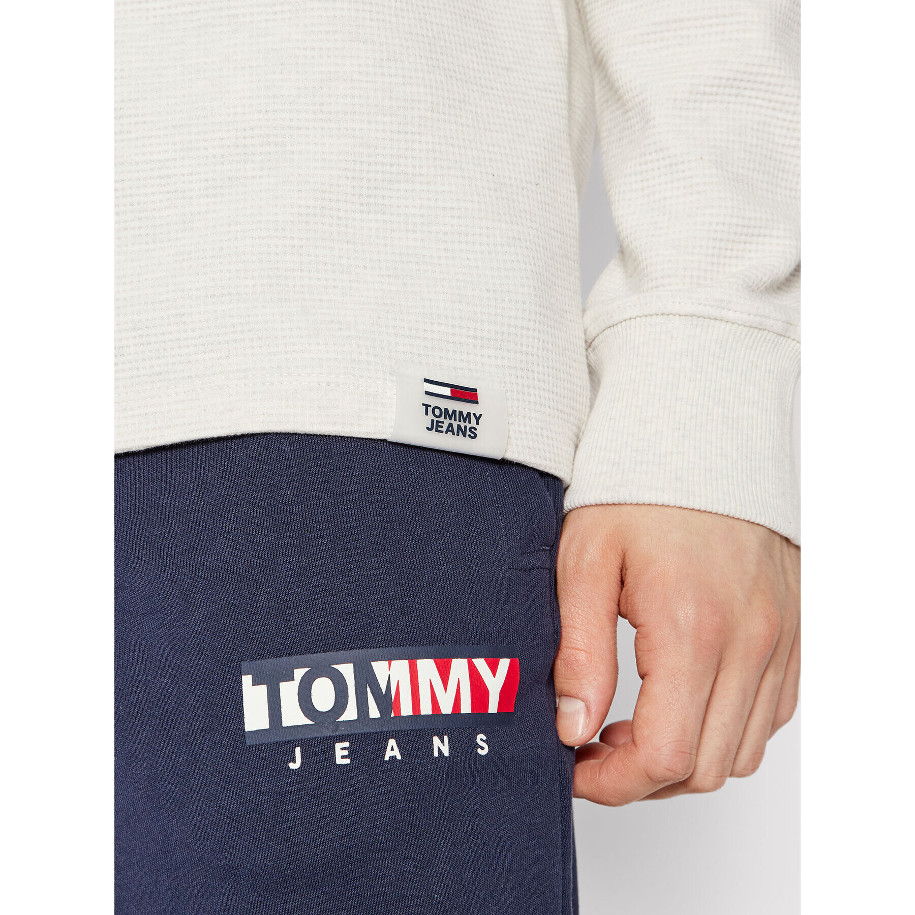 Tommy Jeans Mikina Waffle DM0DM11433 Bílá Regular Fit - Pepit.cz