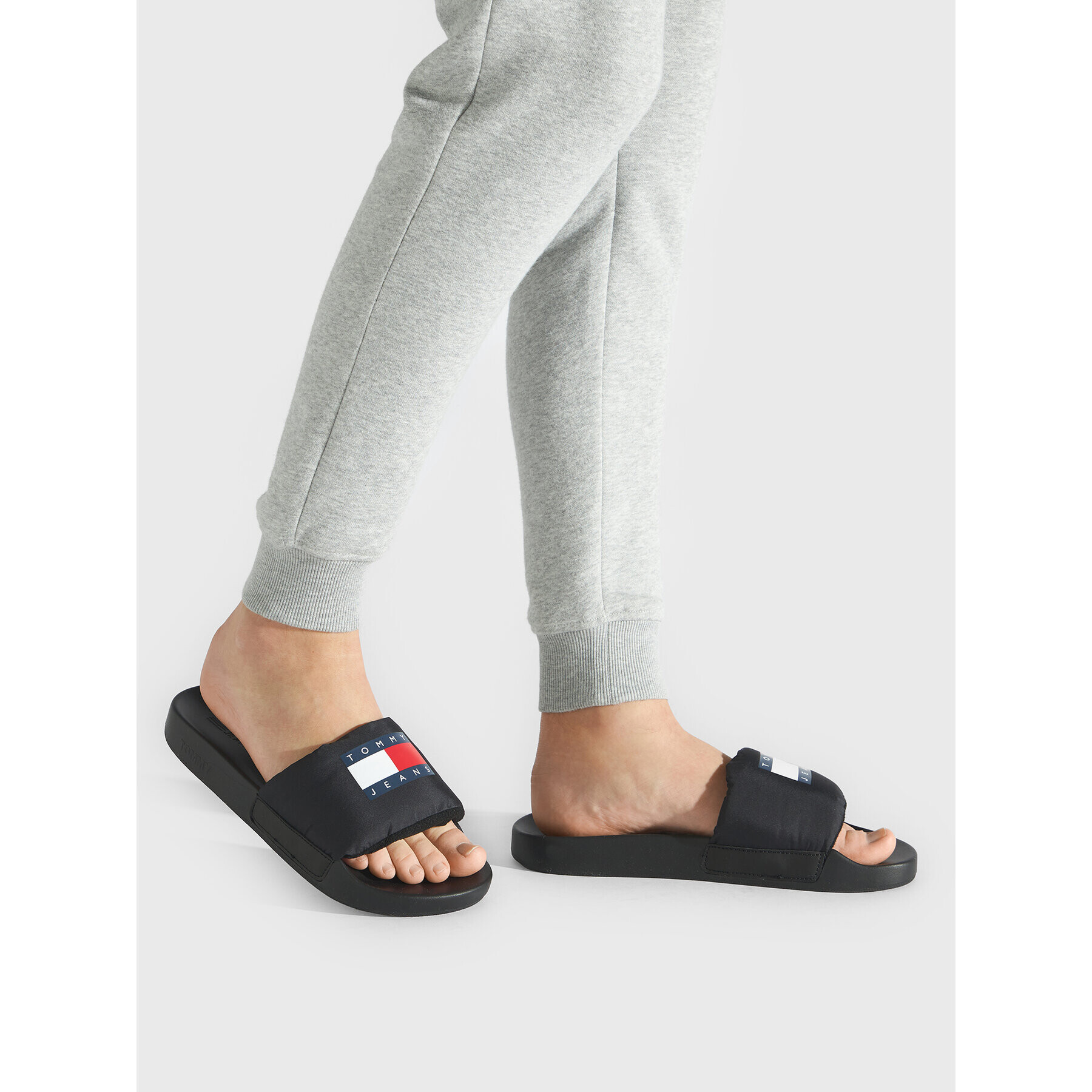 Tommy Jeans Nazouváky Padded Pool Slide EM0EM01041 Černá - Pepit.cz