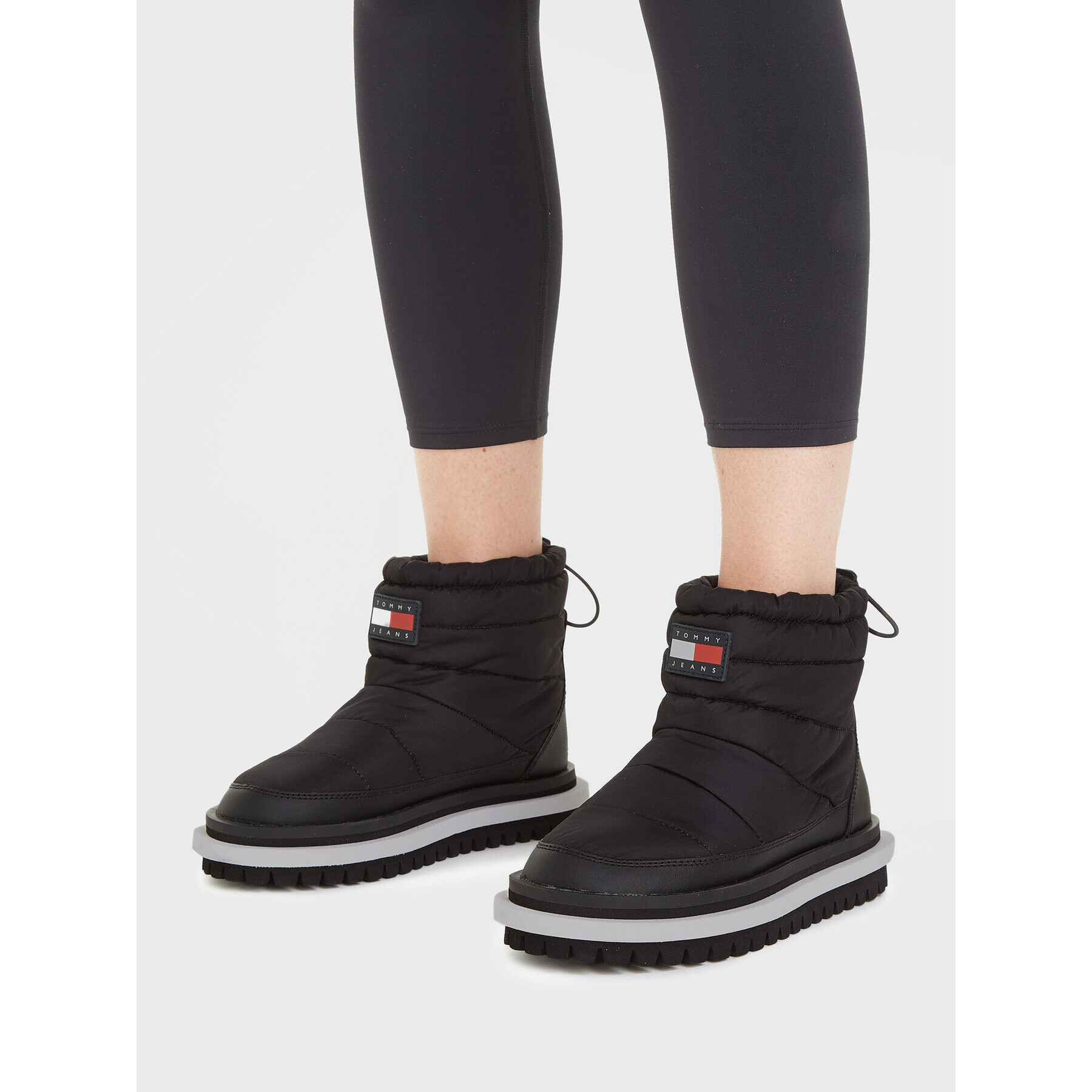 Tommy Jeans Polokozačky Tjw Padded Flat Boot EN0EN02292 Černá - Pepit.cz