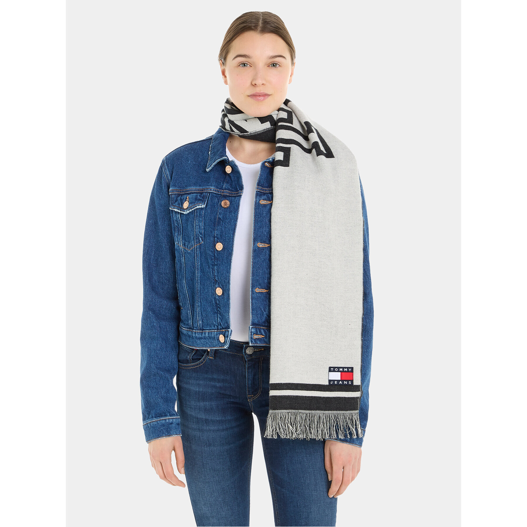 Tommy Jeans Šál Tjm Heritage Oversized Scarf AM0AM11704 Černá - Pepit.cz