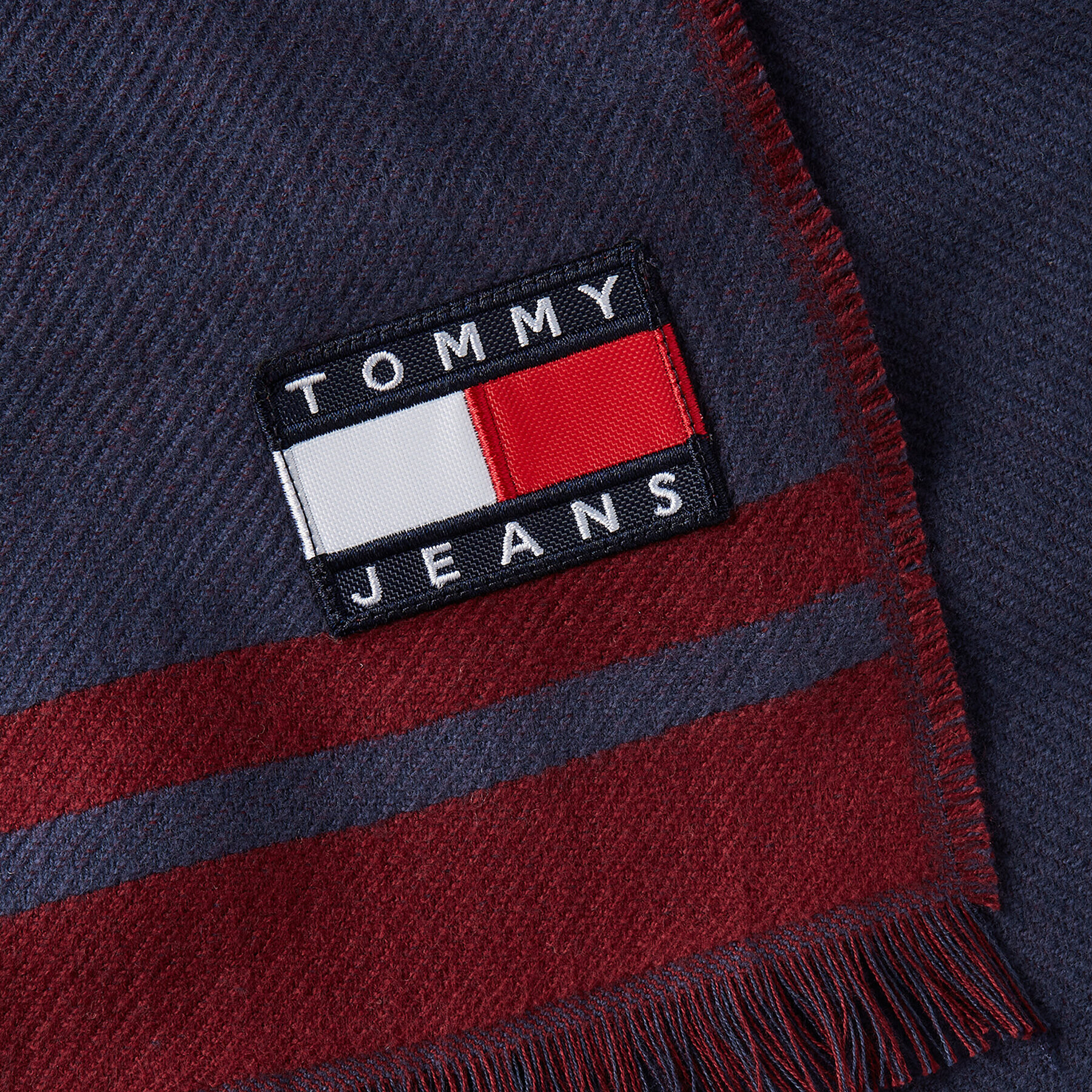 Tommy Jeans Šál Tjm Heritage Oversized Scarf AM0AM11704 Modrá - Pepit.cz