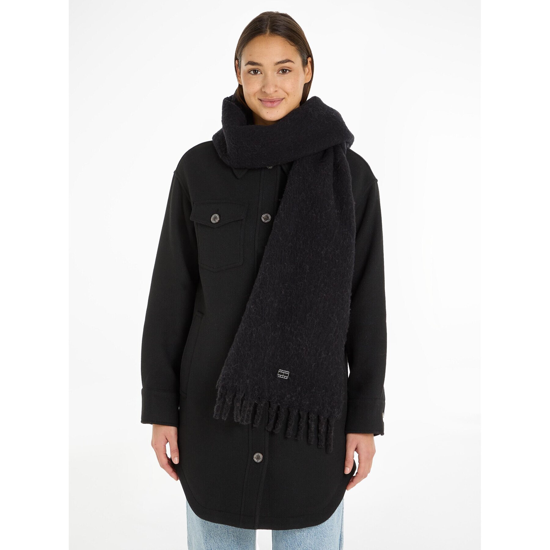 Tommy Jeans Šál Tjw Cosy Knit Scarf AW0AW15904 Černá - Pepit.cz