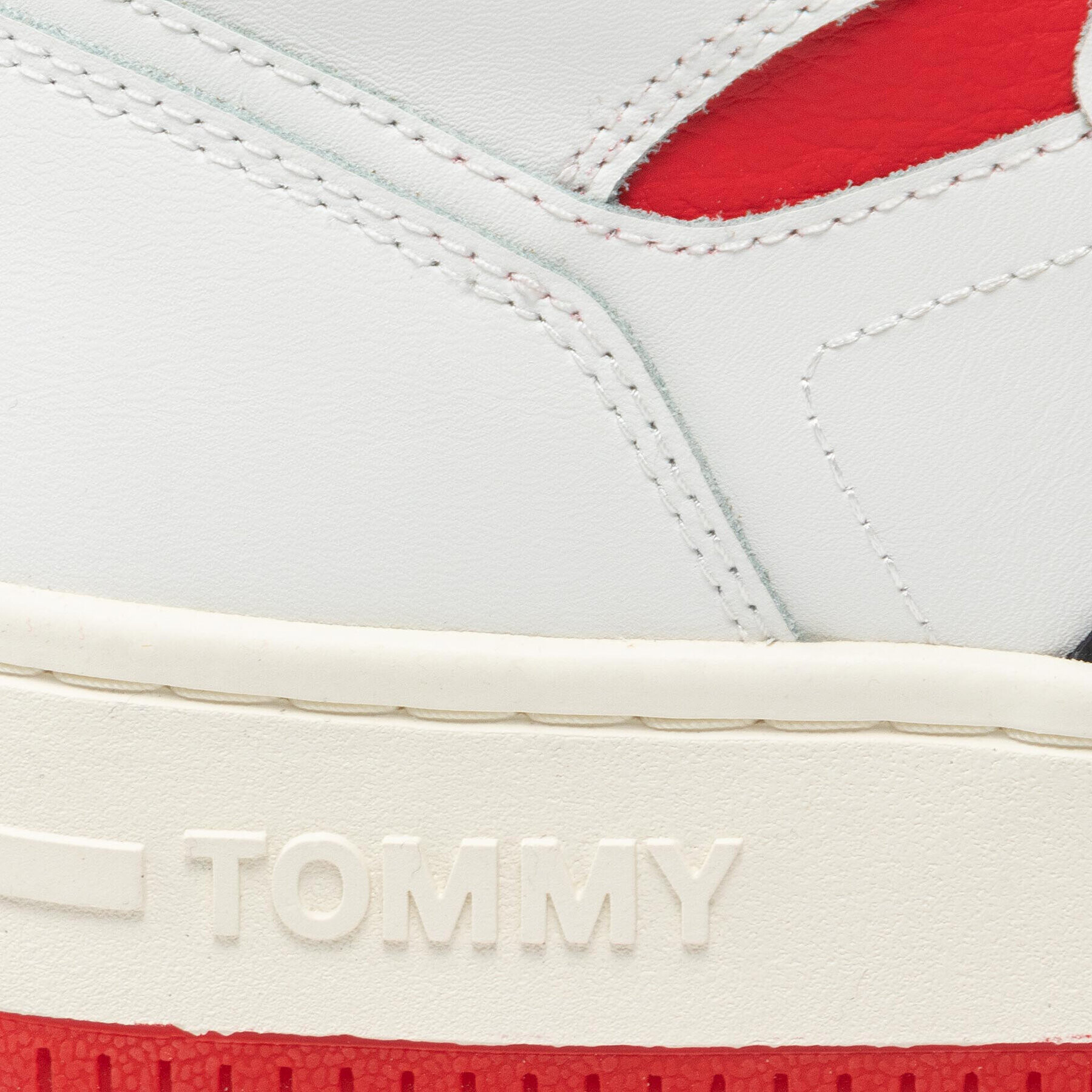 Tommy Jeans Sneakersy Basket High Cupsole Tjm Leather EM0EM00811 Bílá - Pepit.cz