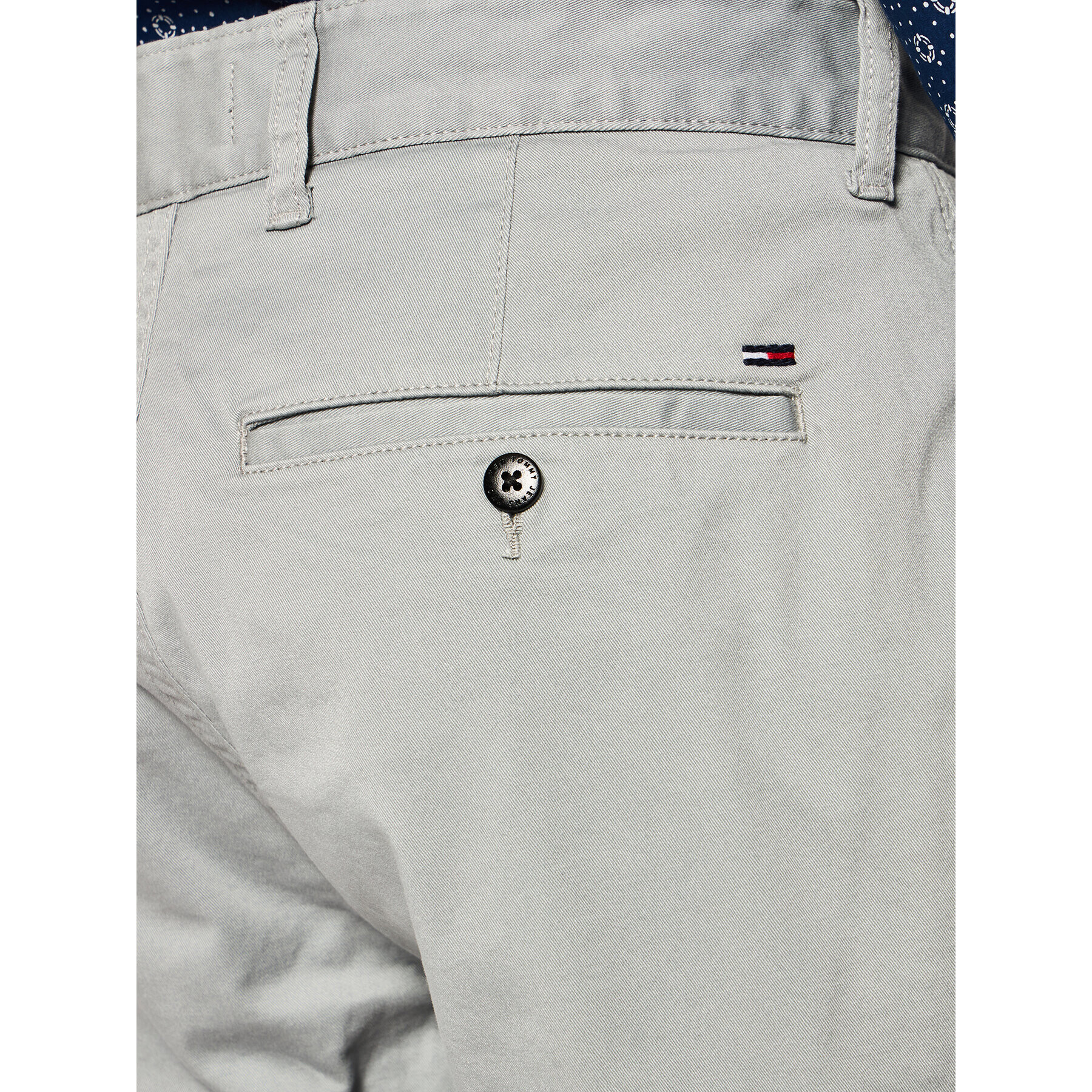 Tommy Jeans Šortky z materiálu Tjm Essential Chino DM0DM05444 Šedá Regular Fit - Pepit.cz