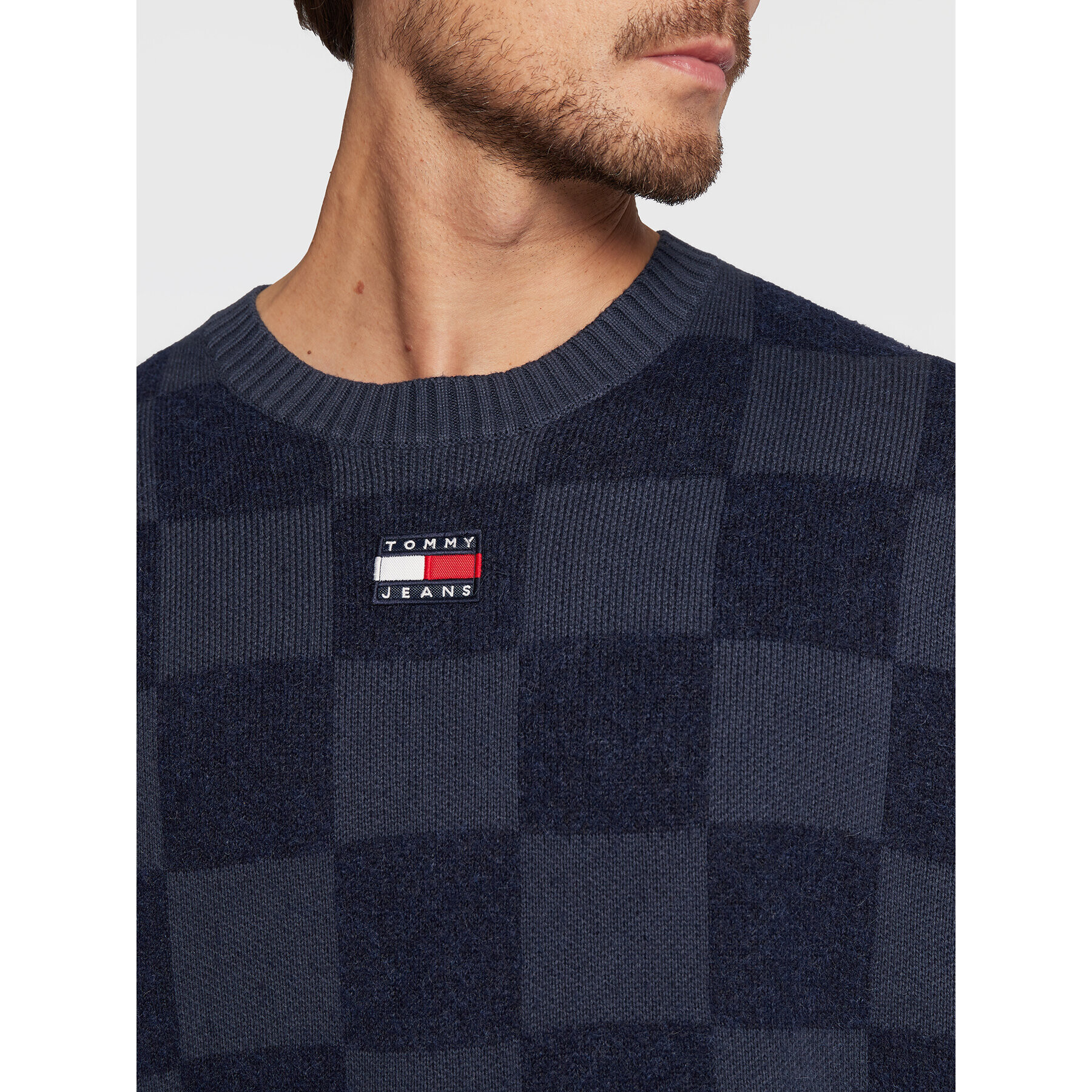 Tommy Jeans Svetr Skater Checkerboard DM0DM15069 Tmavomodrá Relaxed Fit - Pepit.cz