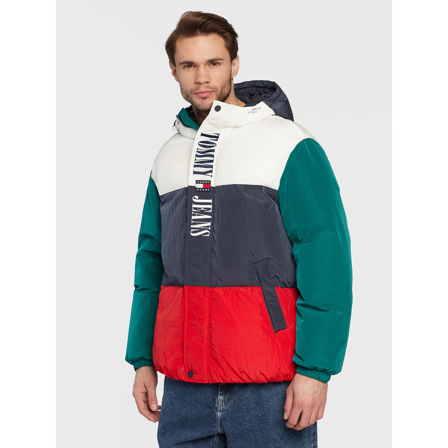 Tommy Jeans Vatovaná bunda Archive Colorblock DM0DM14457 Barevná Oversize - Pepit.cz