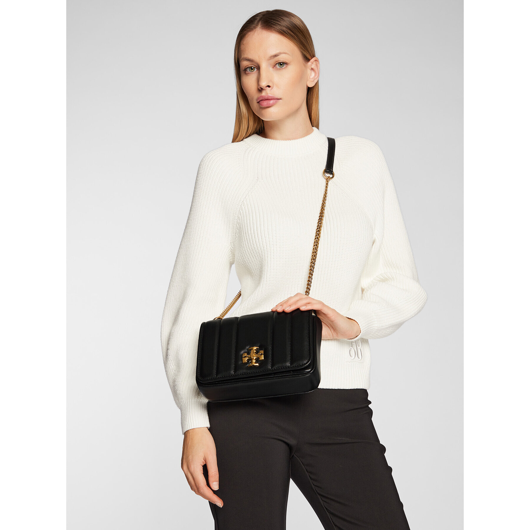 Tory Burch Kabelka Kira Chain Shoulder Bag 87244 Černá - Pepit.cz