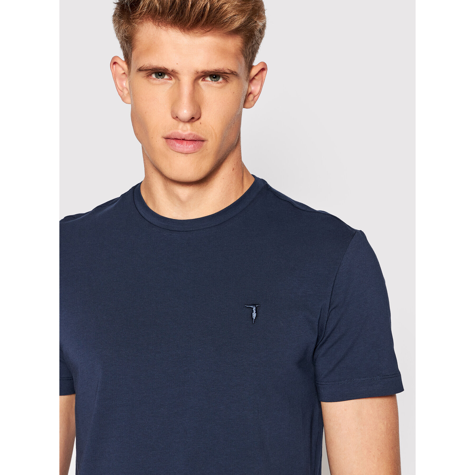 Trussardi T-Shirt 52T00652 Tmavomodrá Slim Fit - Pepit.cz