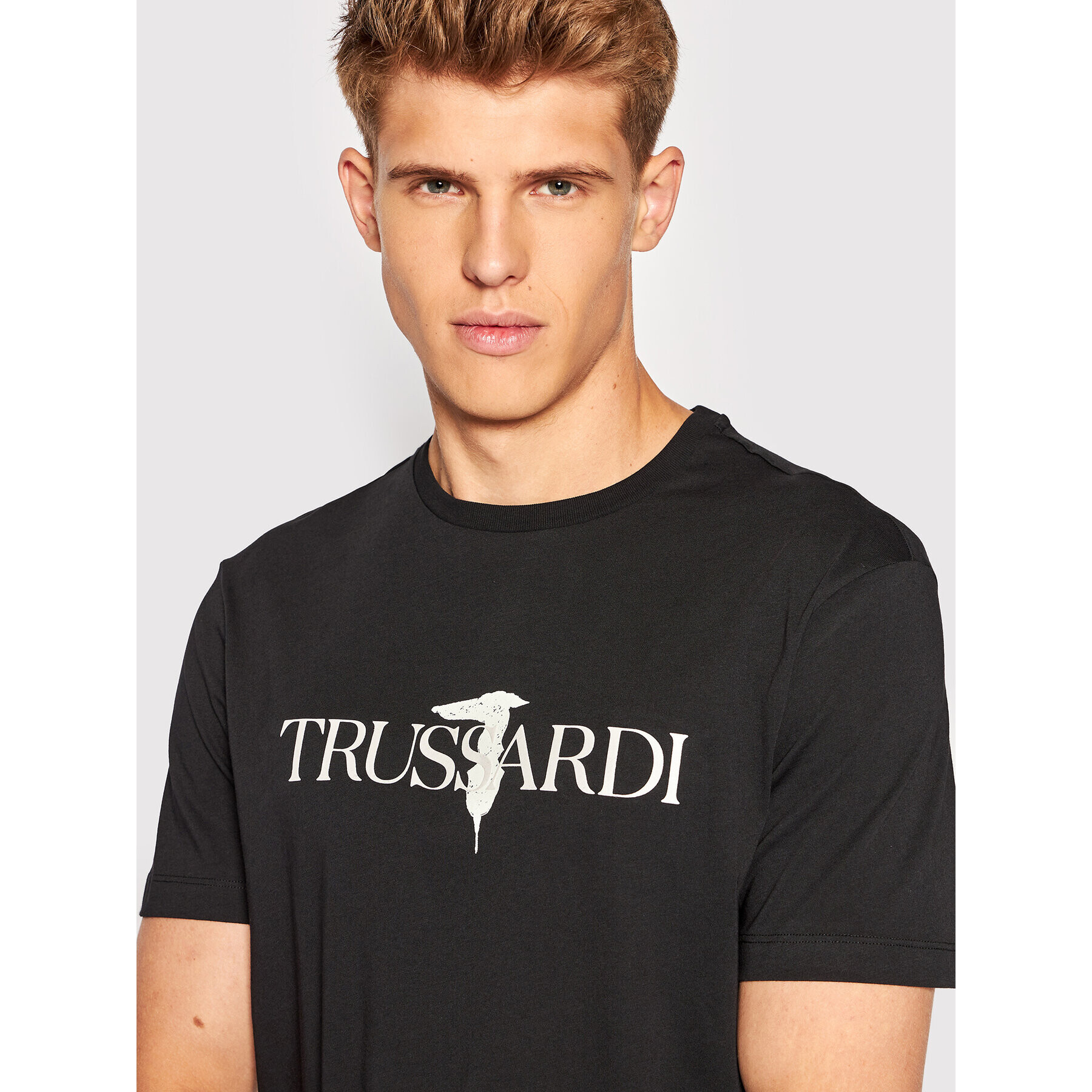 Trussardi T-Shirt Logo Print 52T00631 Černá Regular Fit - Pepit.cz