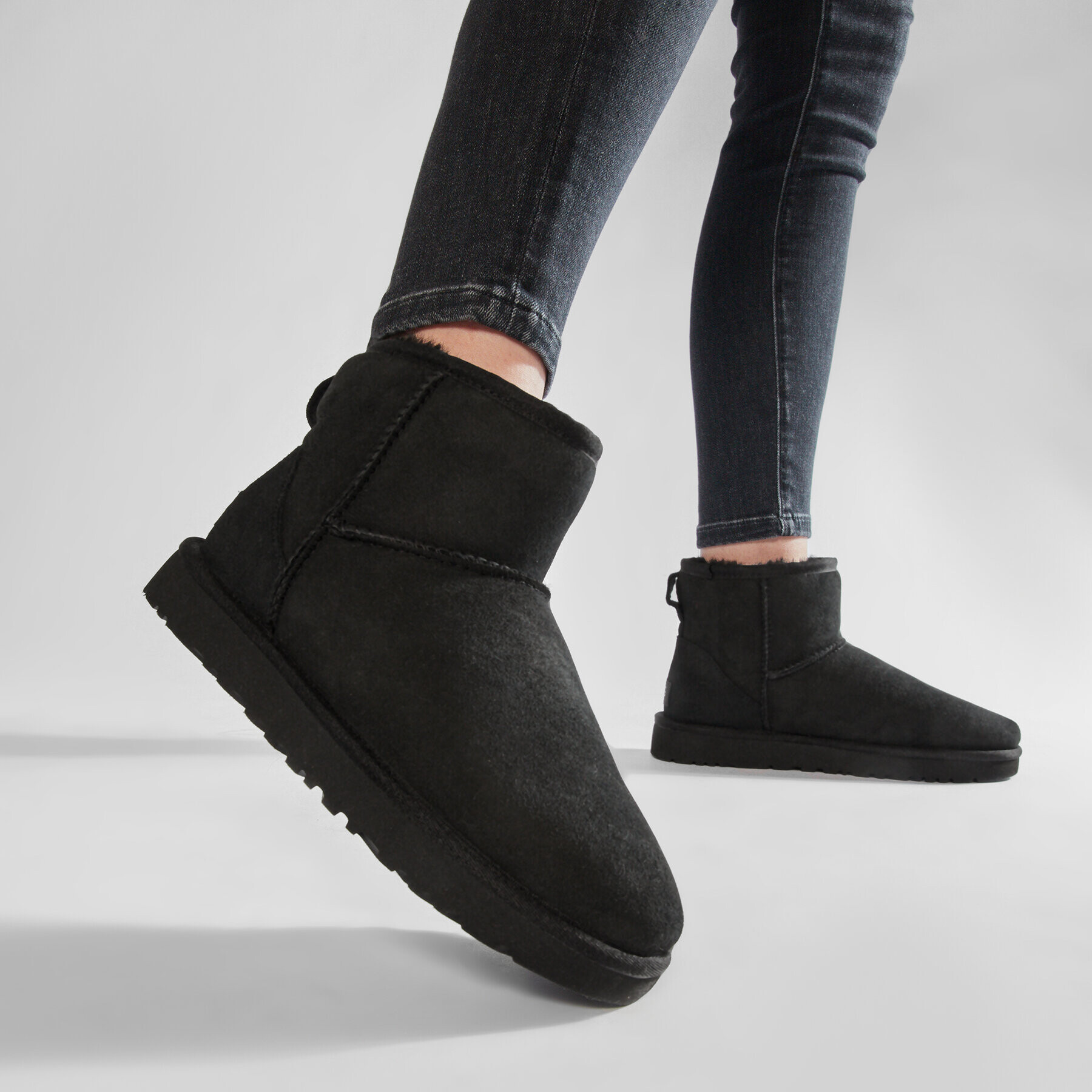 Ugg Boty W Classic Mini II 1016222 Černá - Pepit.cz