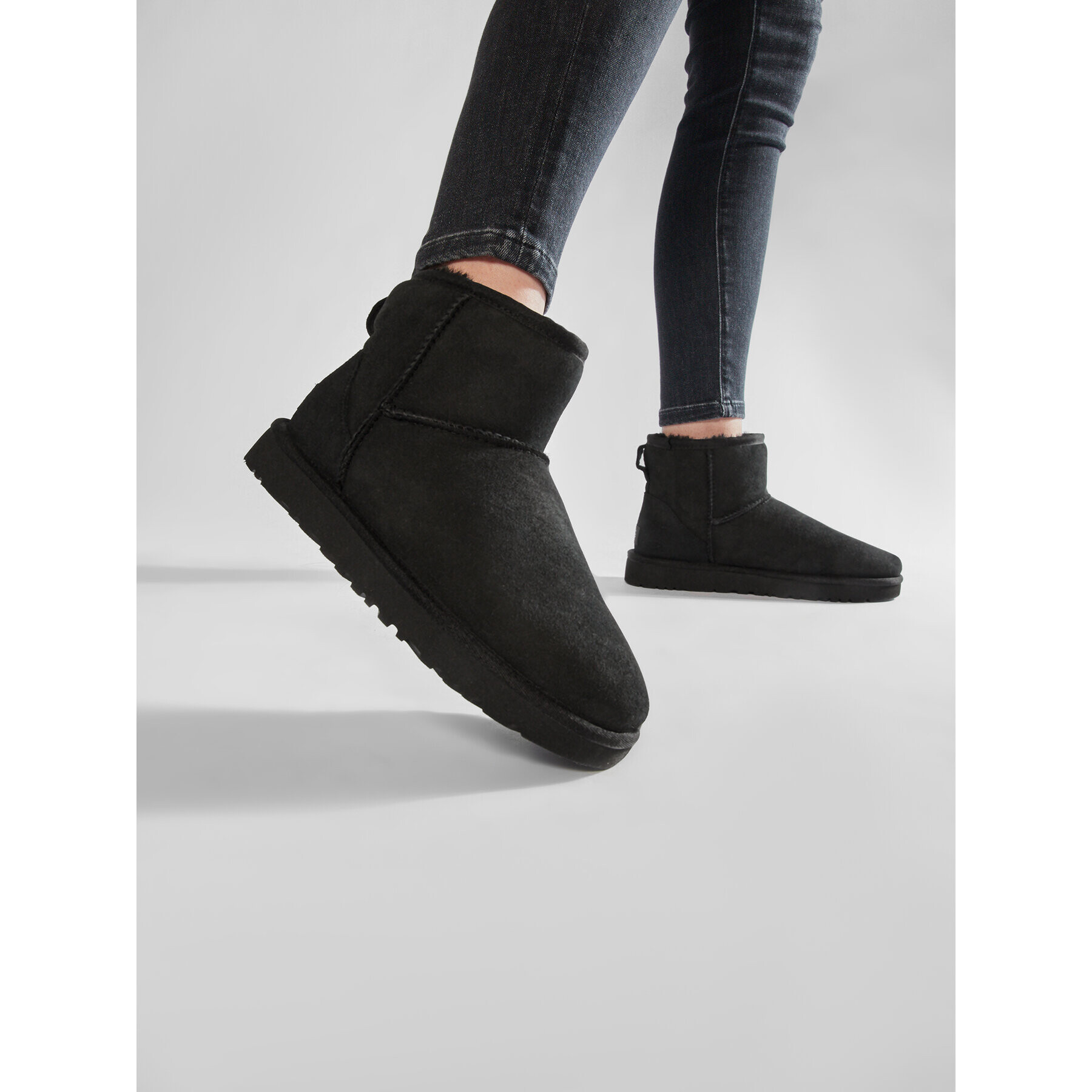 Ugg Boty W Classic Mini II 1016222 Černá - Pepit.cz