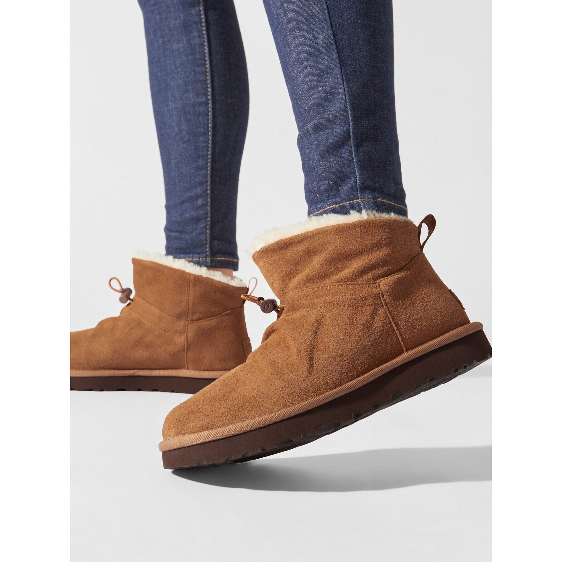 Ugg Boty W Classic Mini Toggler 1143937 Hnědá - Pepit.cz