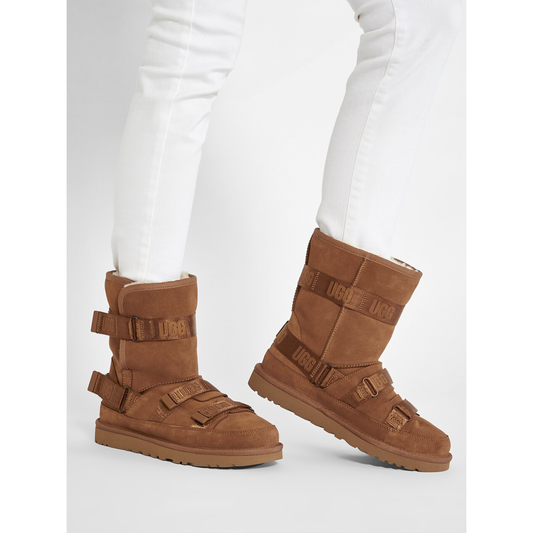 Ugg Boty W Classic Short Hybrid 1133470 Hnědá - Pepit.cz