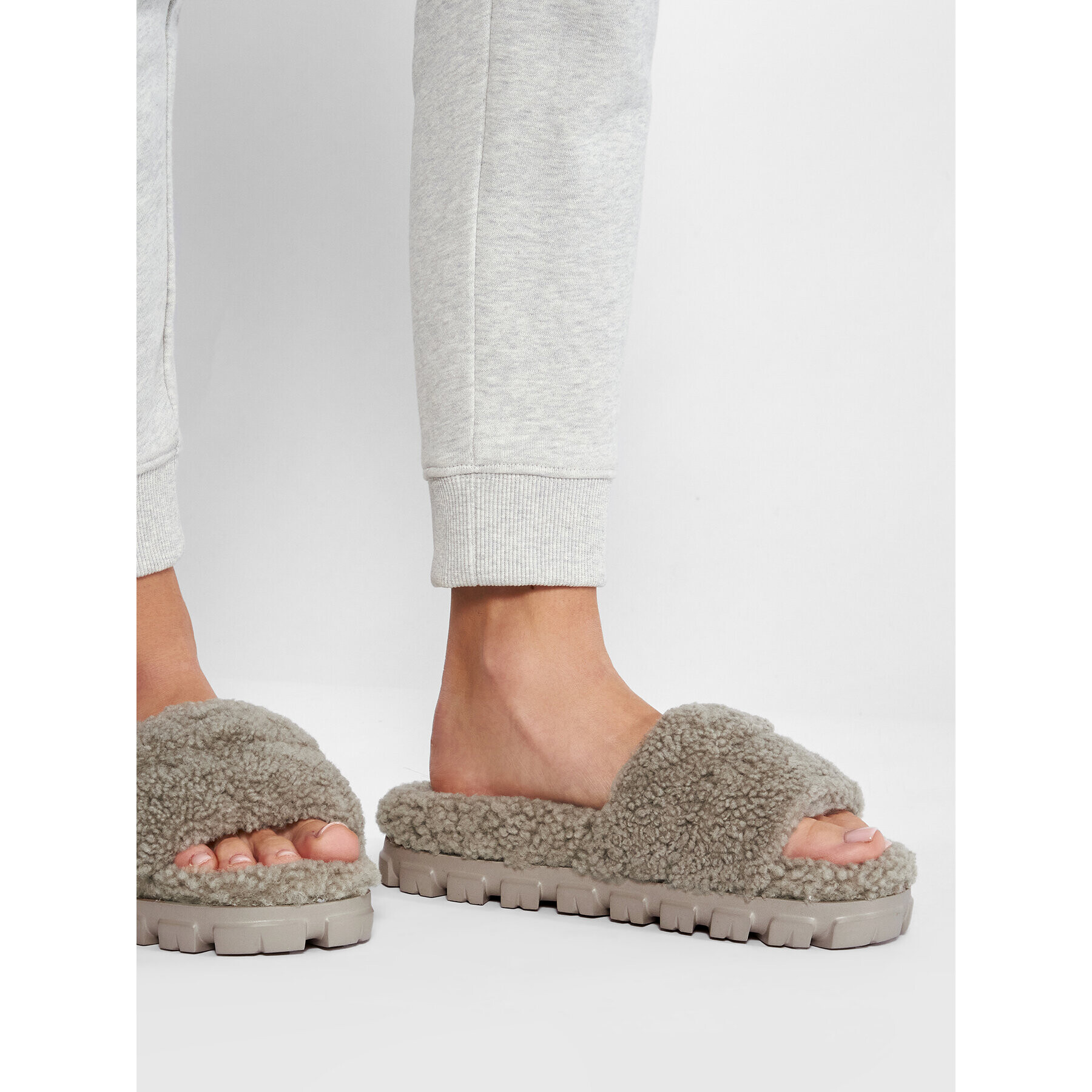 Ugg Bačkory W Cozetta Curly 1130838 Šedá - Pepit.cz