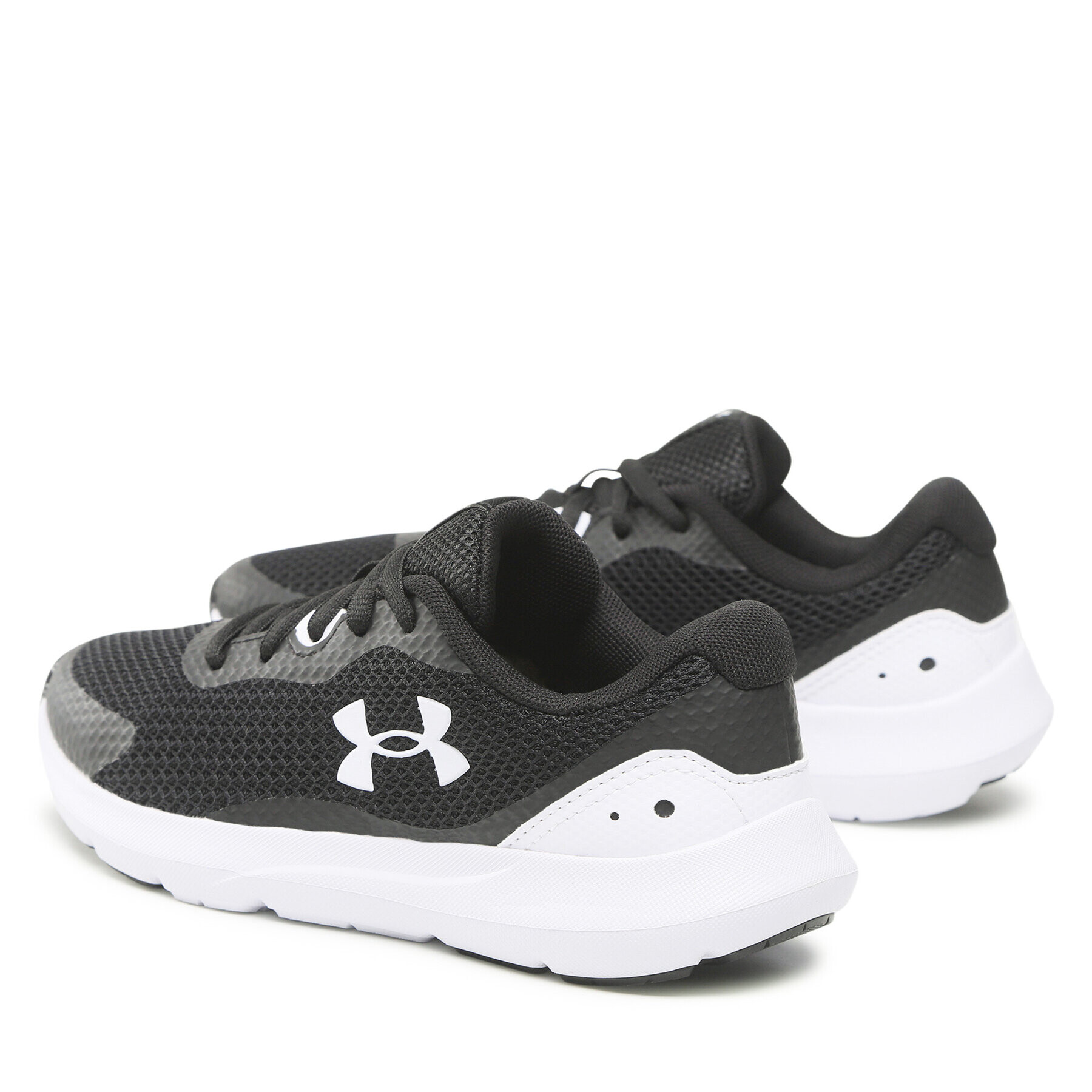 Under Armour Boty Ua Bgs Surge 3 3024989-001 Černá - Pepit.cz