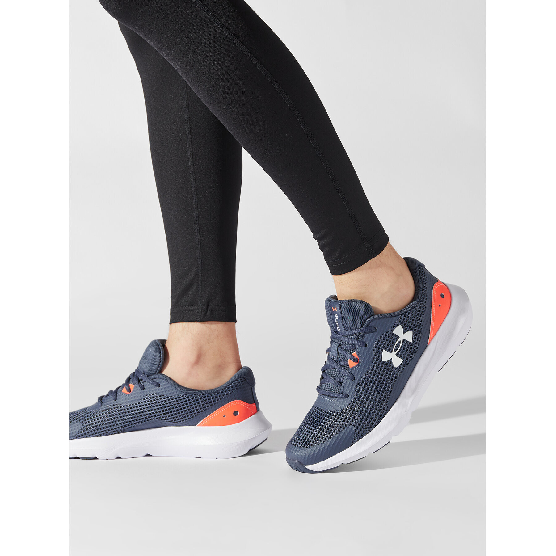 Under Armour Boty UA Surge 3 3024883-404 Šedá - Pepit.cz