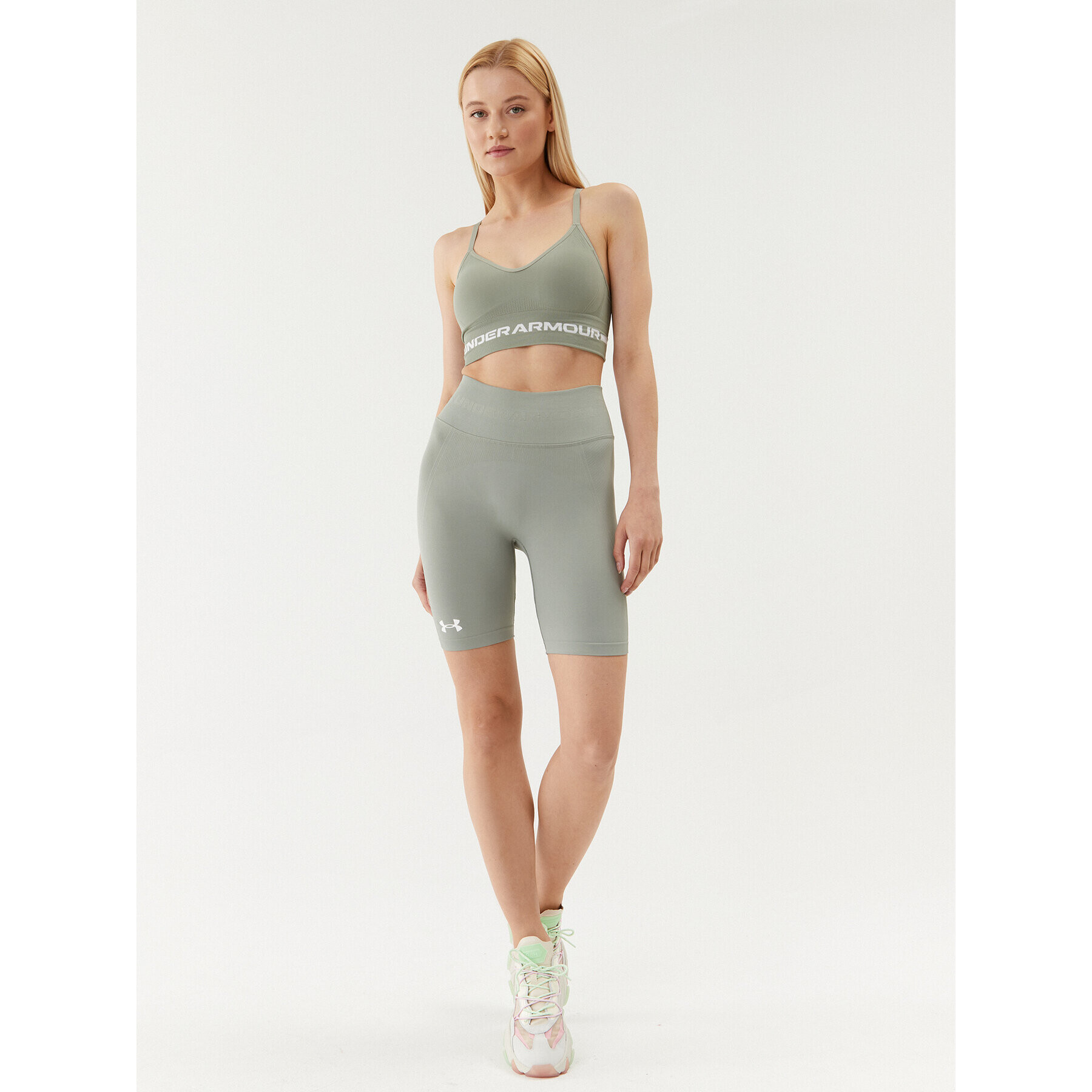 Under Armour Sportovní podprsenka Ua Seamless Low Long Bra 1357719 Zelená Compression Fit - Pepit.cz