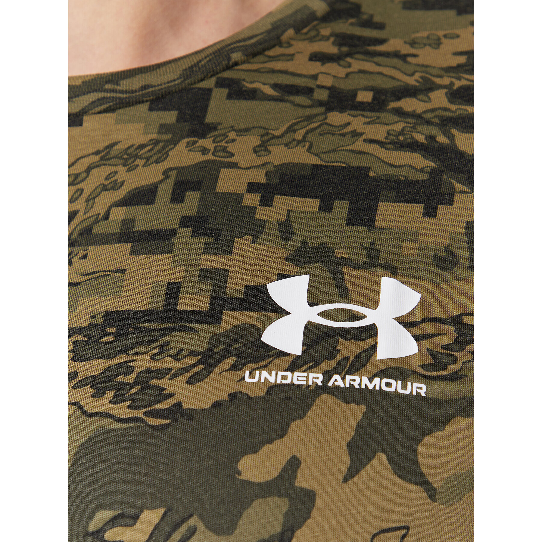 Under Armour T-Shirt 1357727 Khaki Loose Fit - Pepit.cz