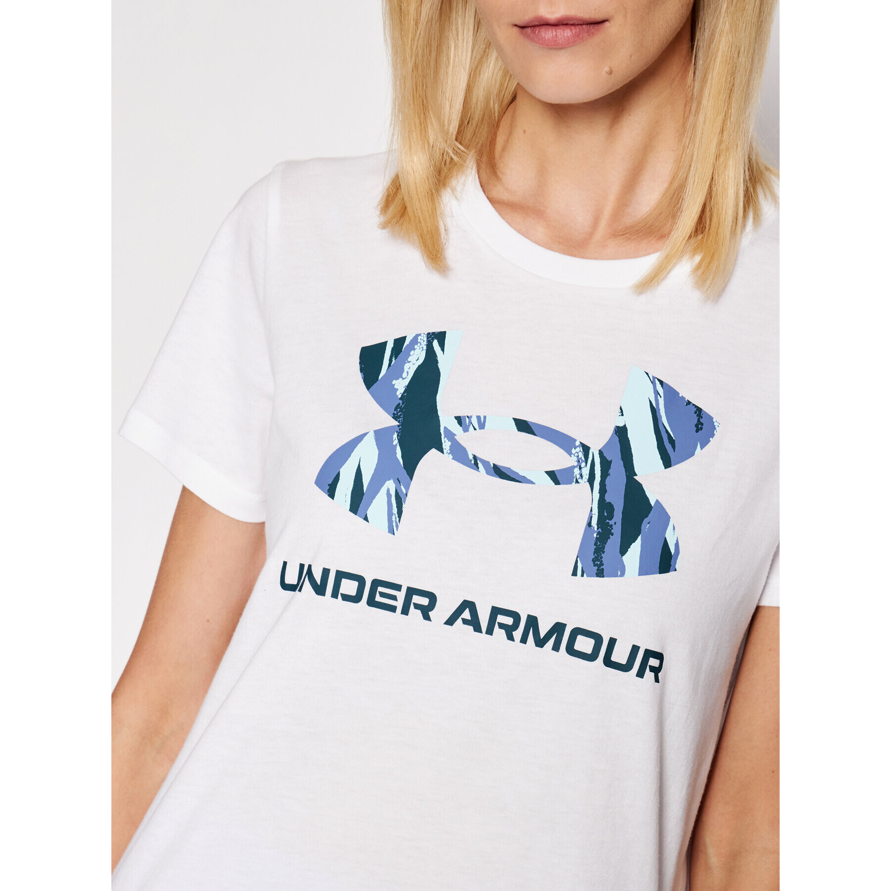 Under Armour T-Shirt Live Sportstyle Graphic 1356305 Bílá Regular Fit - Pepit.cz