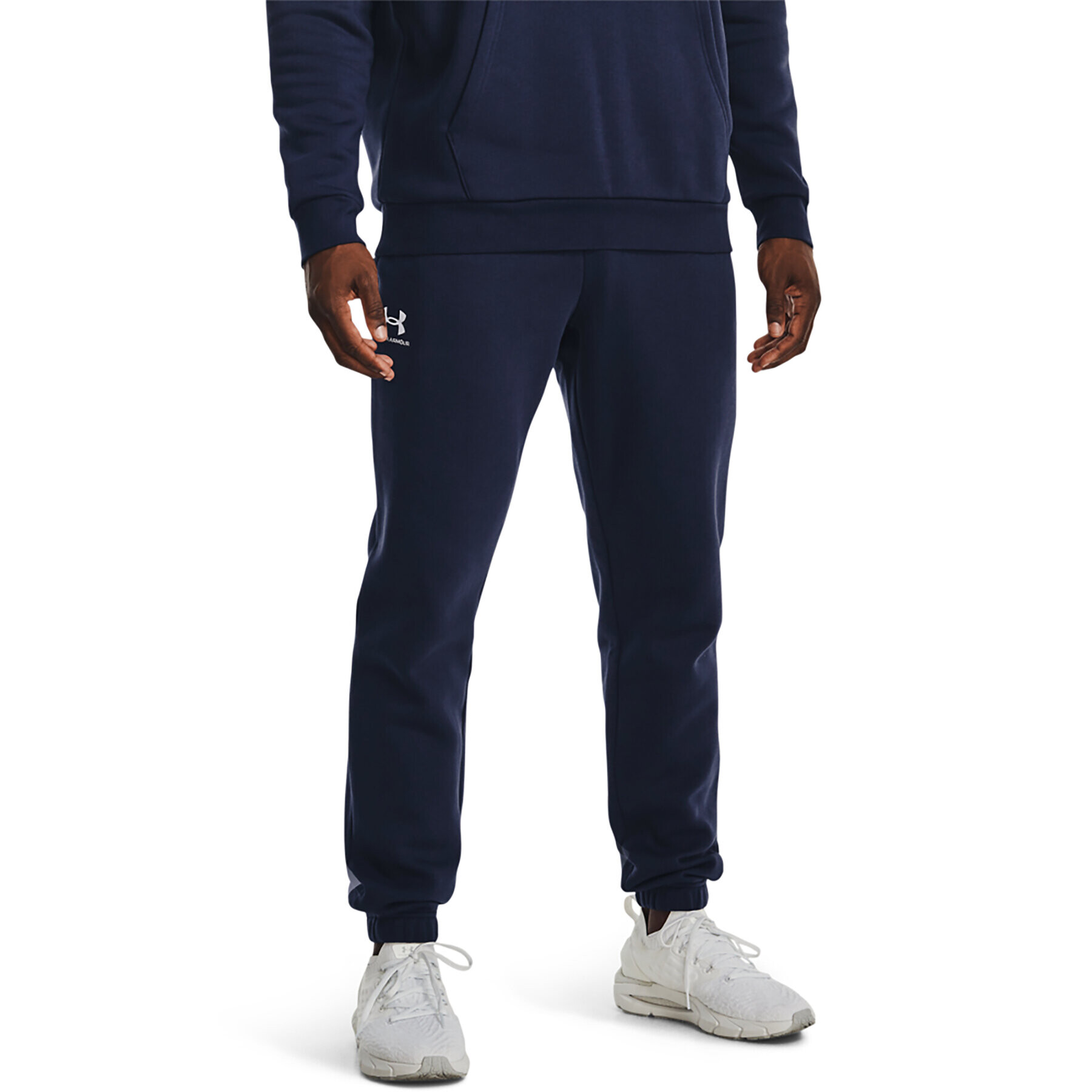 Under Armour Teplákové kalhoty UA Essential Fleece Jogger 1373882 Tmavomodrá Regular Fit - Pepit.cz