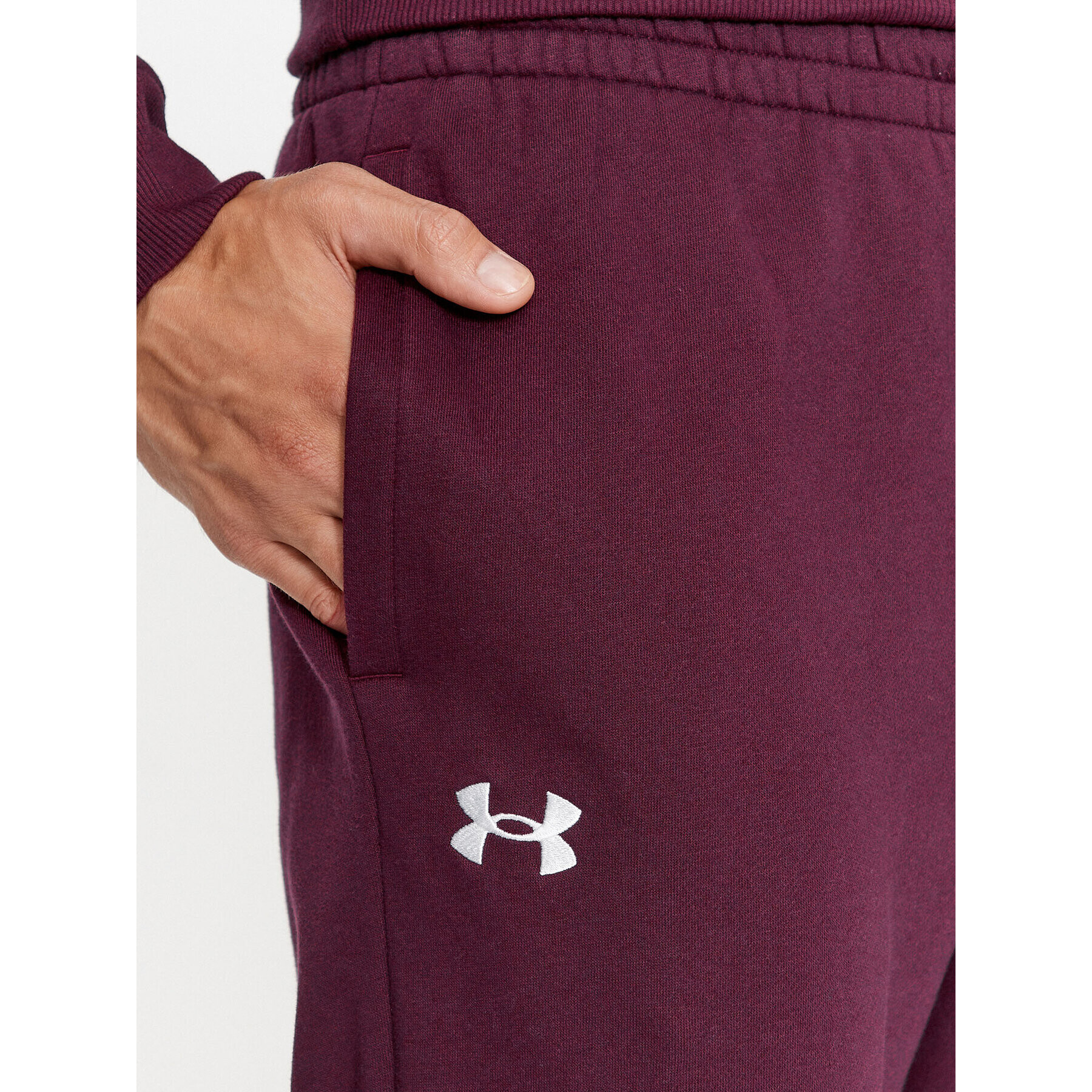 Under Armour Teplákové kalhoty Ua Rival Fleece Joggers 1379774 Bordó Loose Fit - Pepit.cz