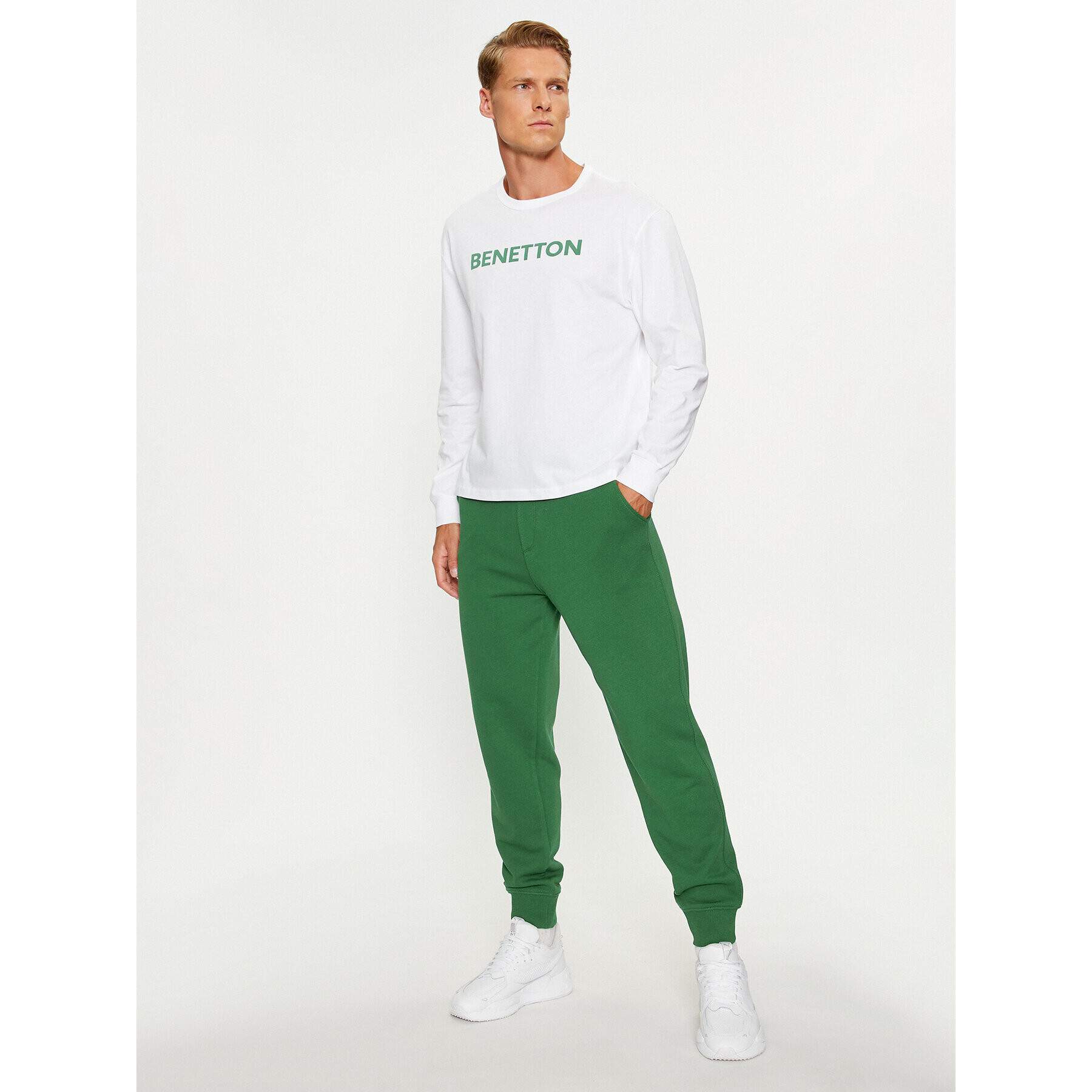 United Colors Of Benetton Teplákové kalhoty 3J68UF00K Zelená Regular Fit - Pepit.cz