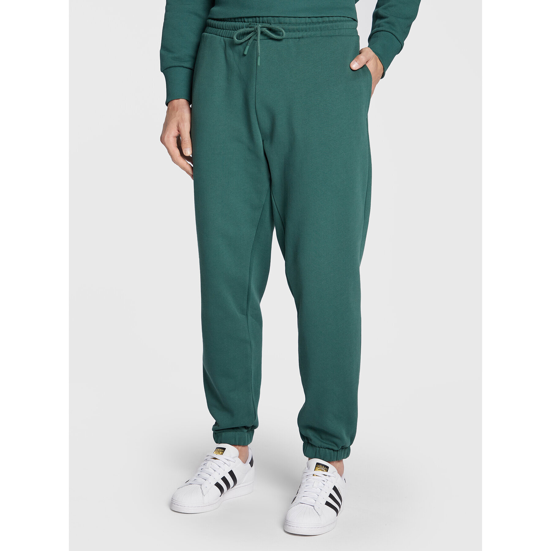 United Colors Of Benetton Teplákové kalhoty 3J73UF00E Zelená Relaxed Fit - Pepit.cz