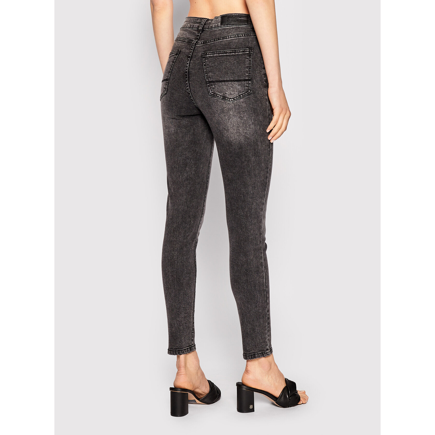 Urban Classics Jeansy TB2970 Šedá Skinny Fit - Pepit.cz