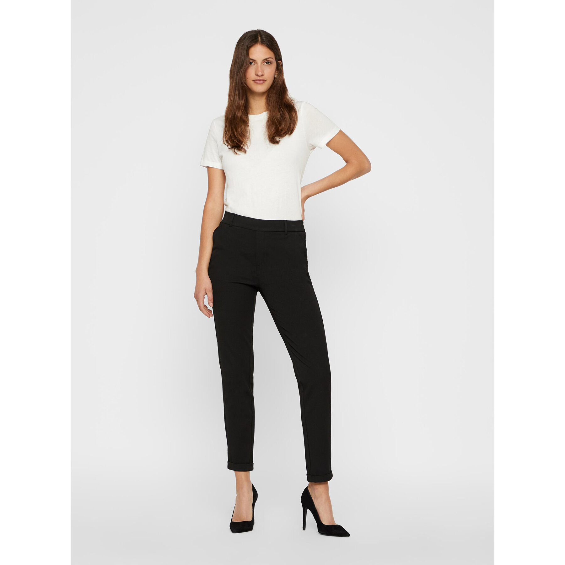 Vero Moda Chino kalhoty Maya 10225280 Černá Regular Fit - Pepit.cz