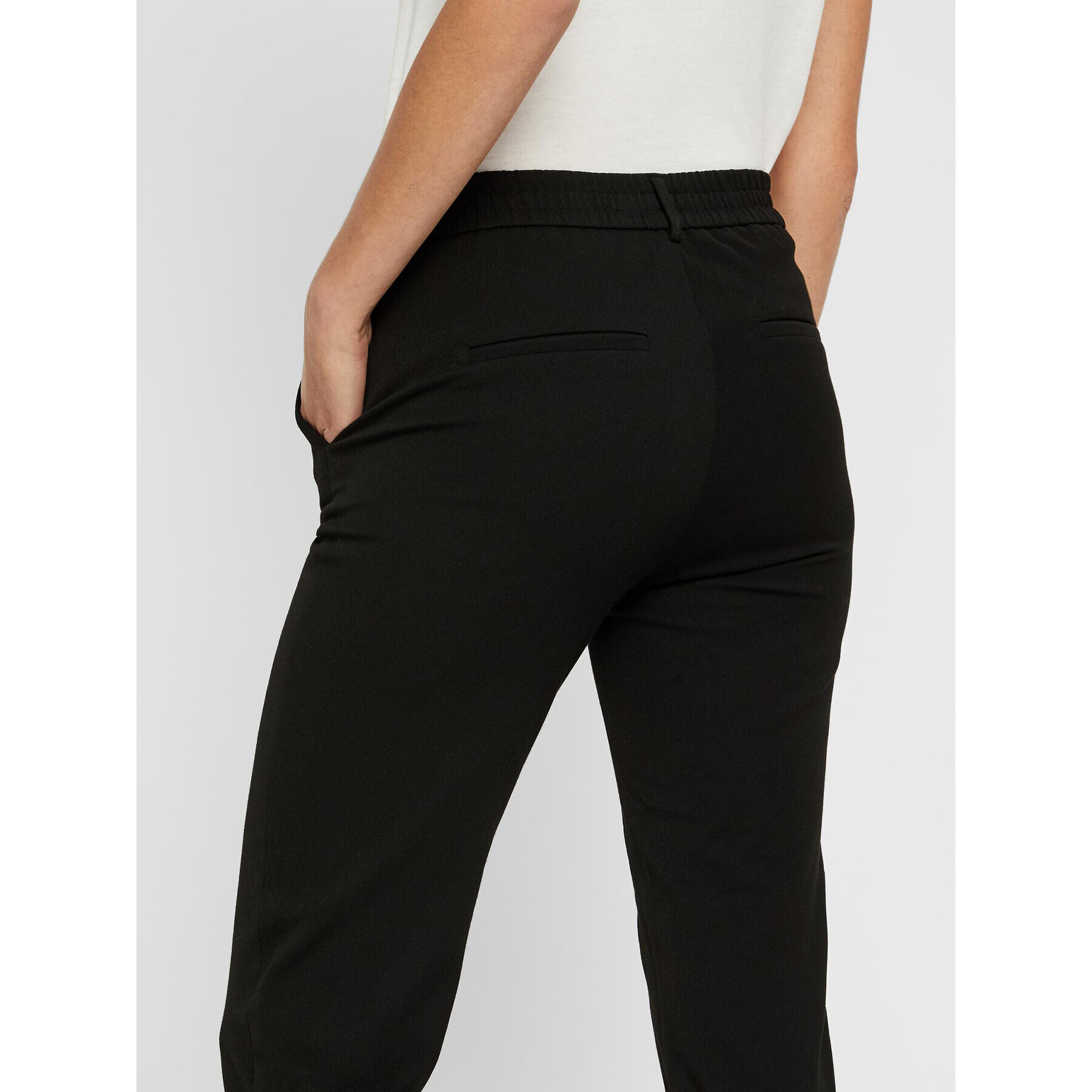 Vero Moda Chino kalhoty Maya 10225280 Černá Regular Fit - Pepit.cz