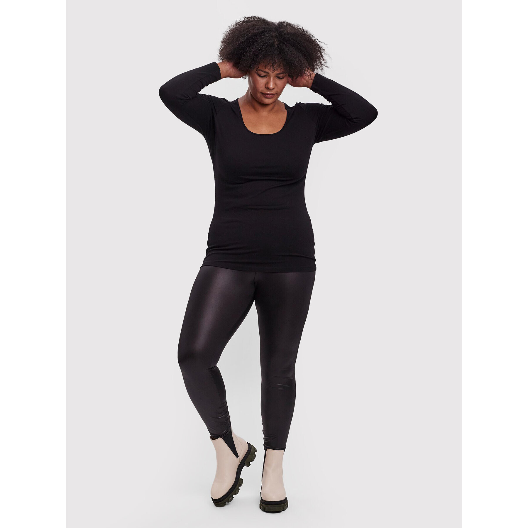 Vero Moda Curve Halenka Paxi 10251959 Černá Tight Fit - Pepit.cz