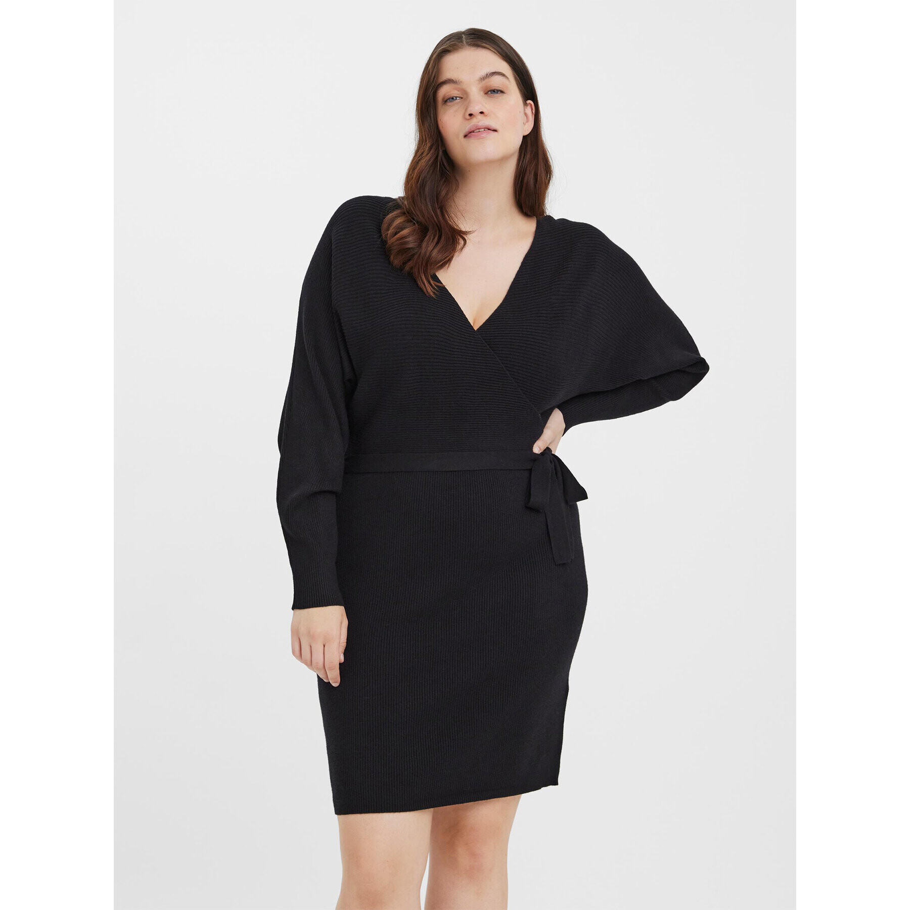 Vero Moda Curve Úpletové šaty Hollyrem 10277176 Černá Regular Fit - Pepit.cz