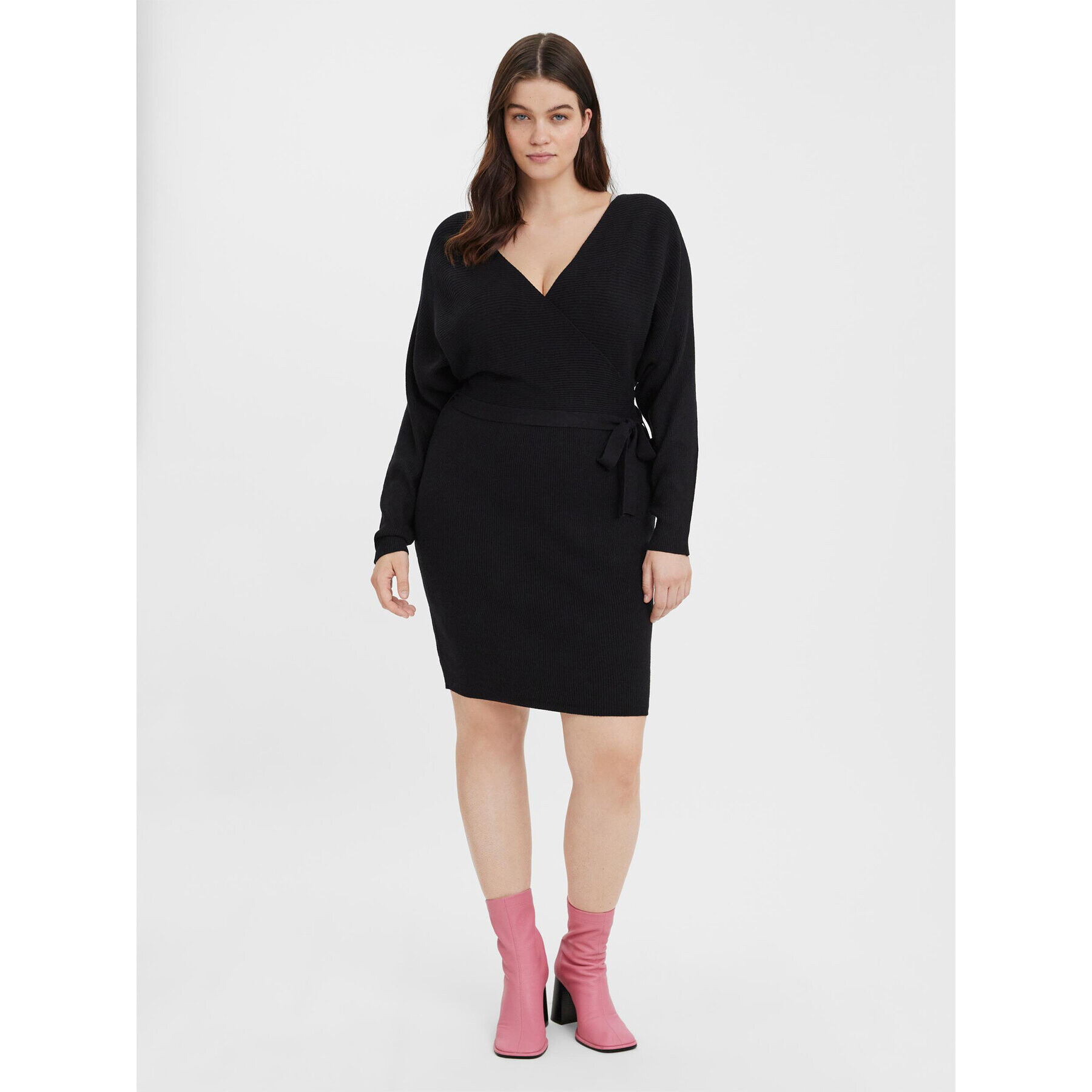 Vero Moda Curve Úpletové šaty Hollyrem 10277176 Černá Regular Fit - Pepit.cz