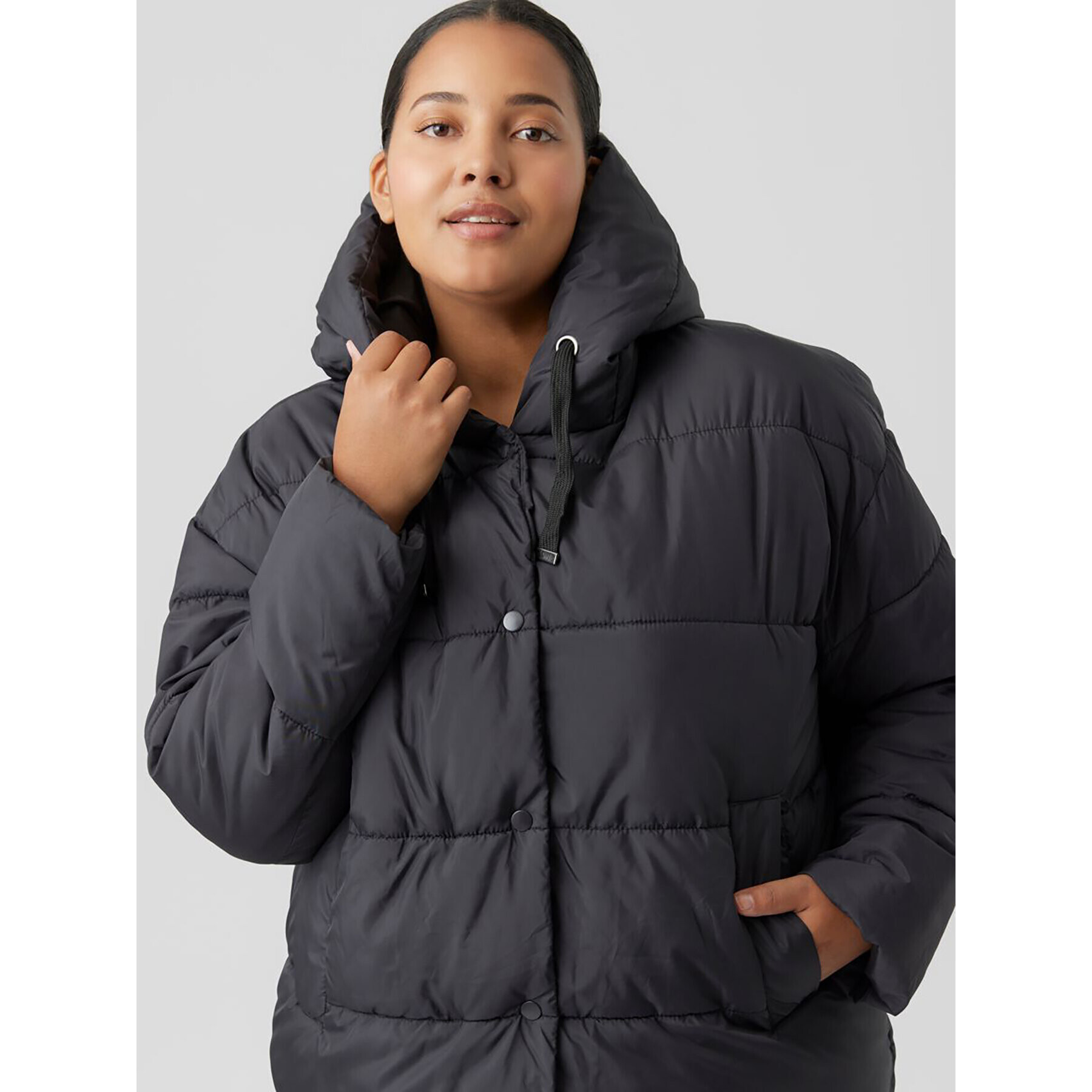 Vero Moda Curve Vatovaná bunda Gemmaholly 10255498 Černá Regular Fit - Pepit.cz