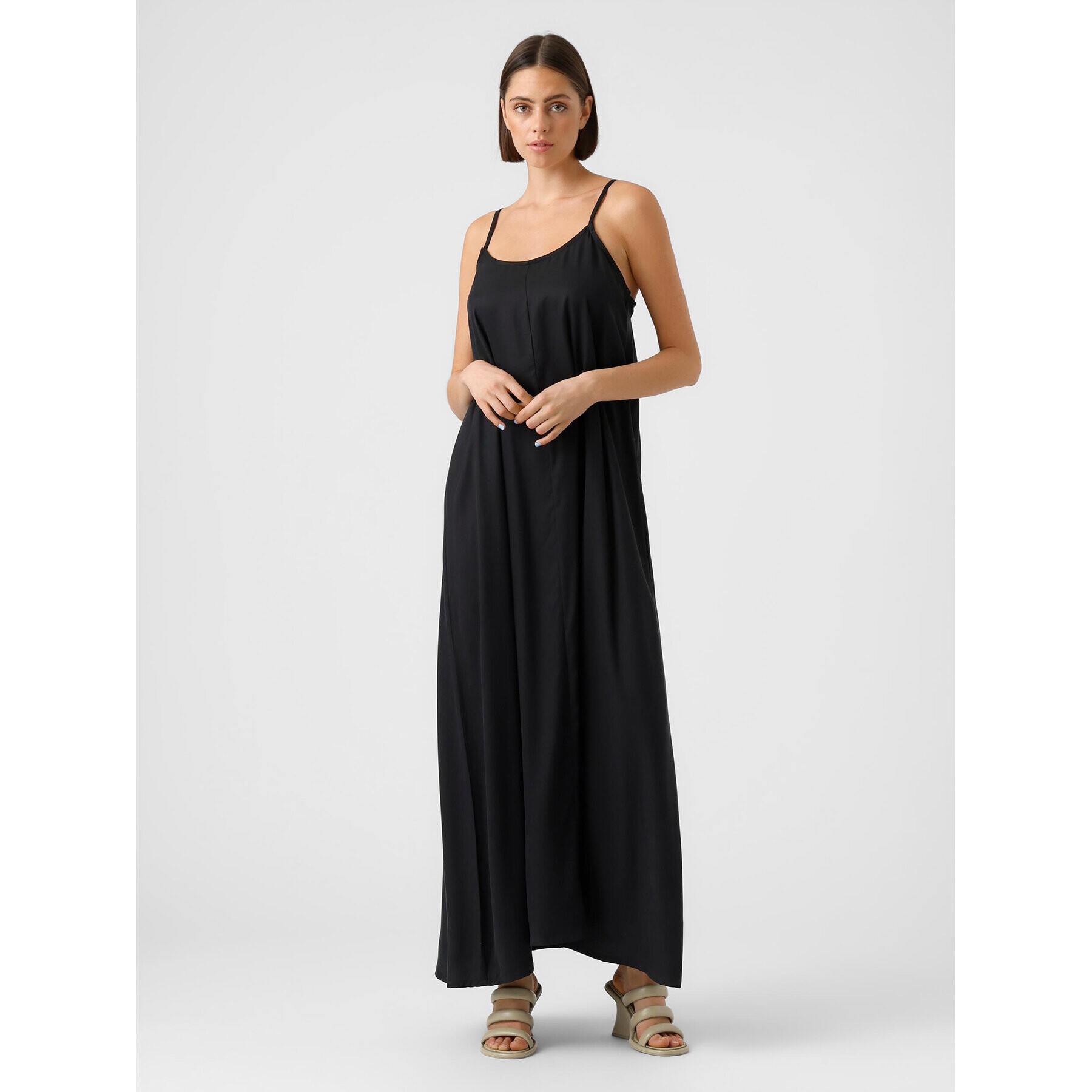 Vero Moda Každodenní šaty Harper 10283677 Černá Loose Fit - Pepit.cz