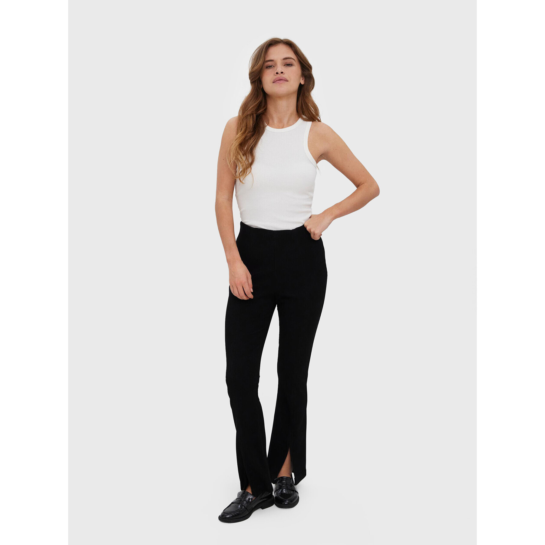 Vero Moda Kalhoty z materiálu Klara 10269994 Černá Regular Fit - Pepit.cz