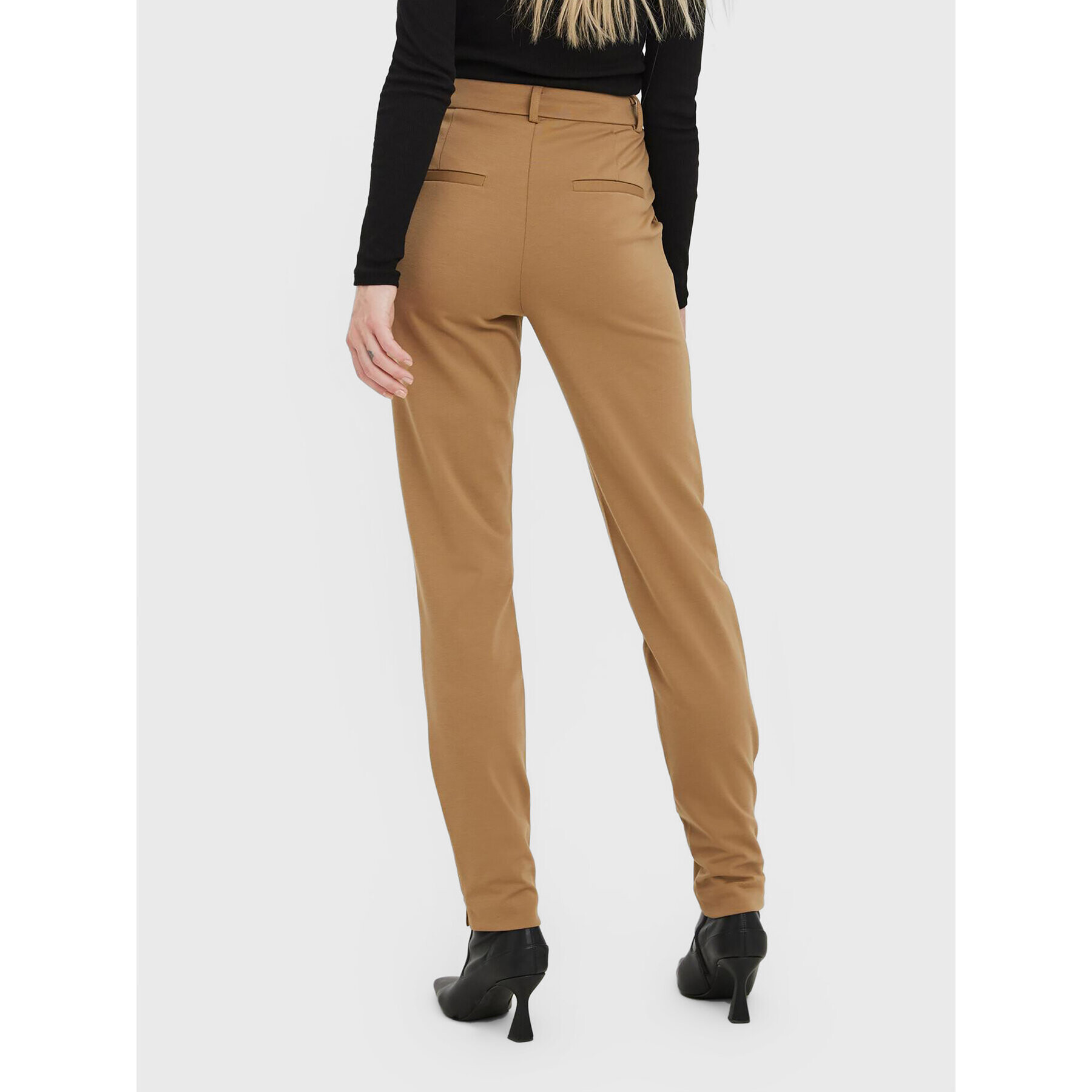 Vero Moda Kalhoty z materiálu Luccalilith 10258104 Hnědá Regular Fit - Pepit.cz