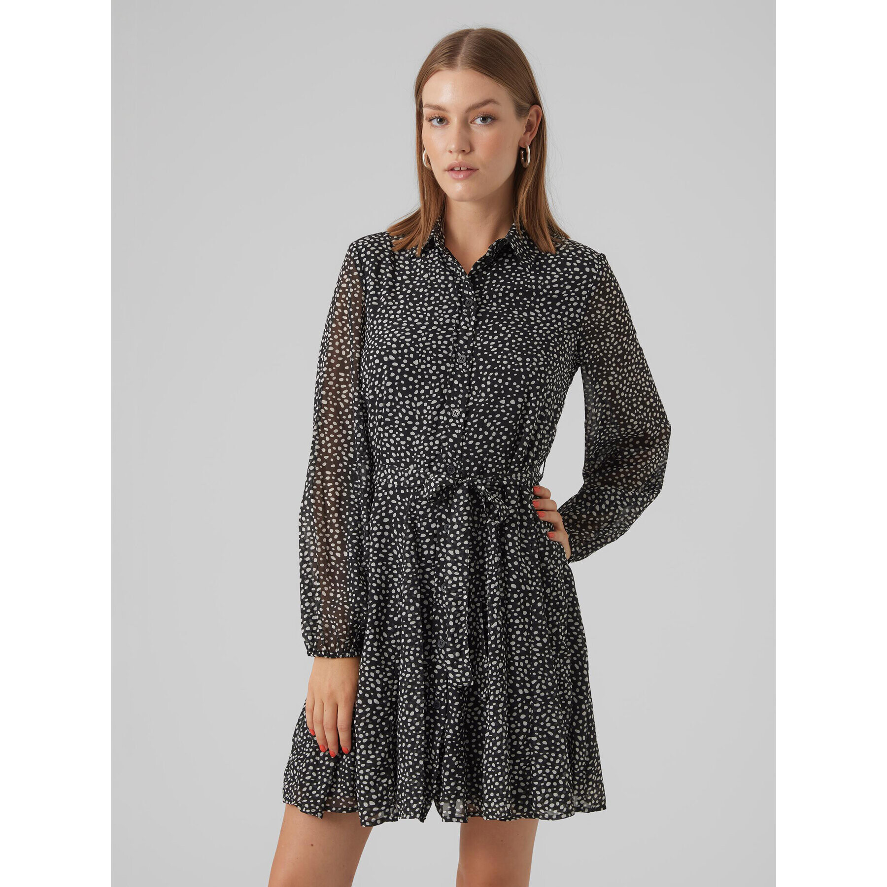 Vero Moda Košilové šaty 10299195 Černá Regular Fit - Pepit.cz