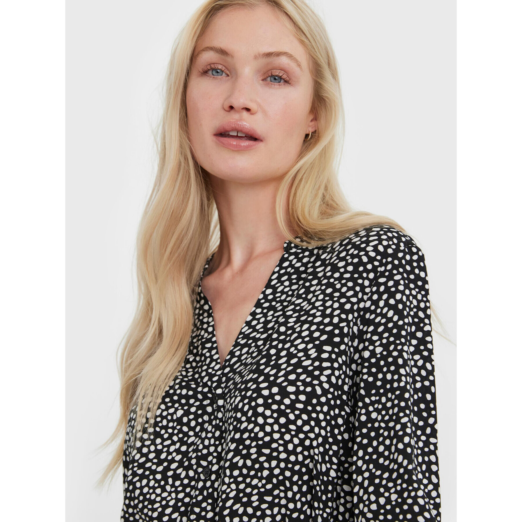 Vero Moda Košilové šaty Vica 10269173 Černá Regular Fit - Pepit.cz