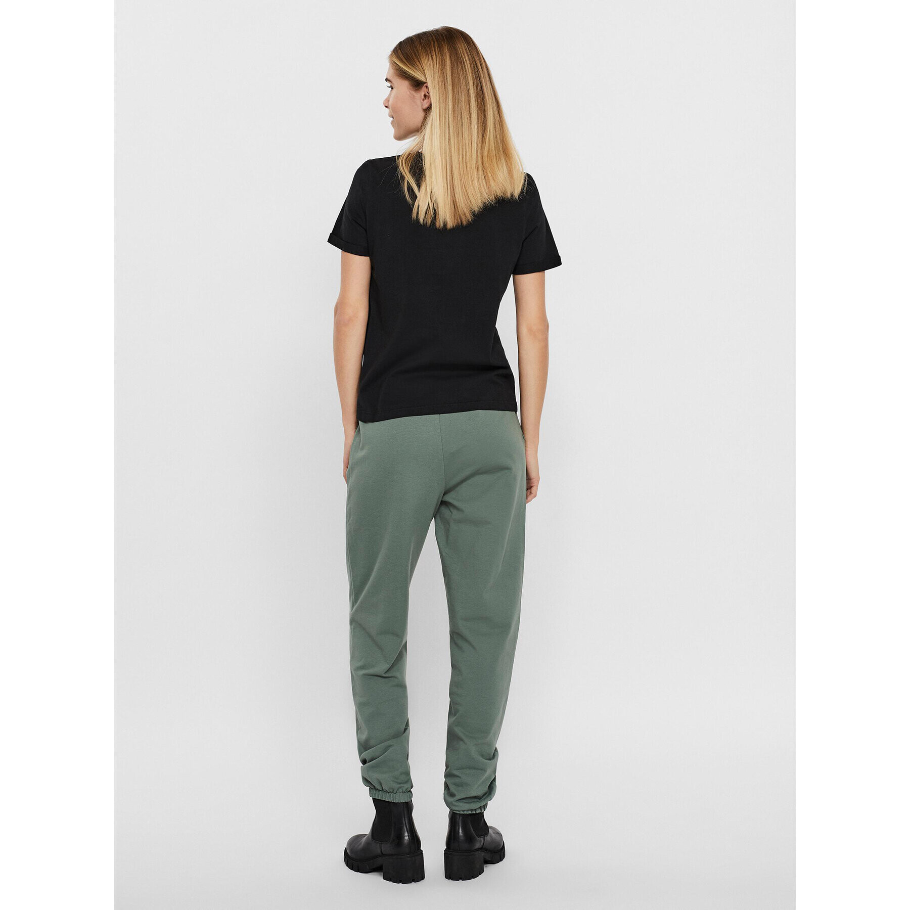 Vero Moda T-Shirt Paula 10243889 Černá Regular Fit - Pepit.cz