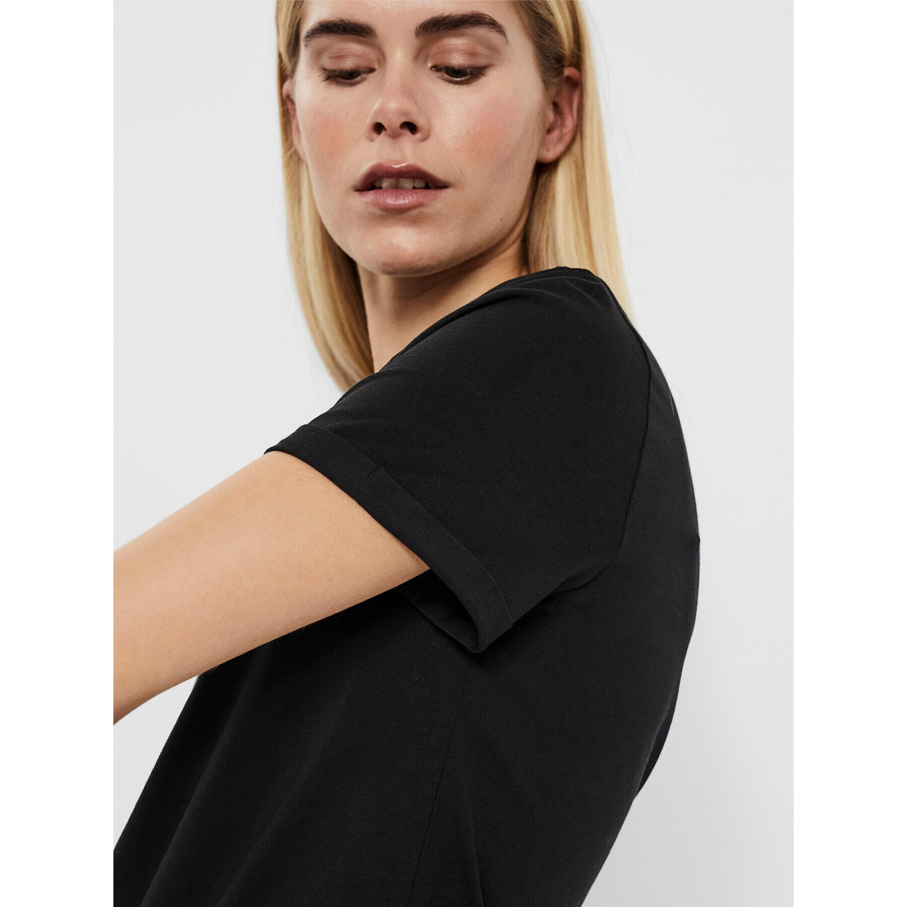 Vero Moda T-Shirt Paula 10243889 Černá Regular Fit - Pepit.cz