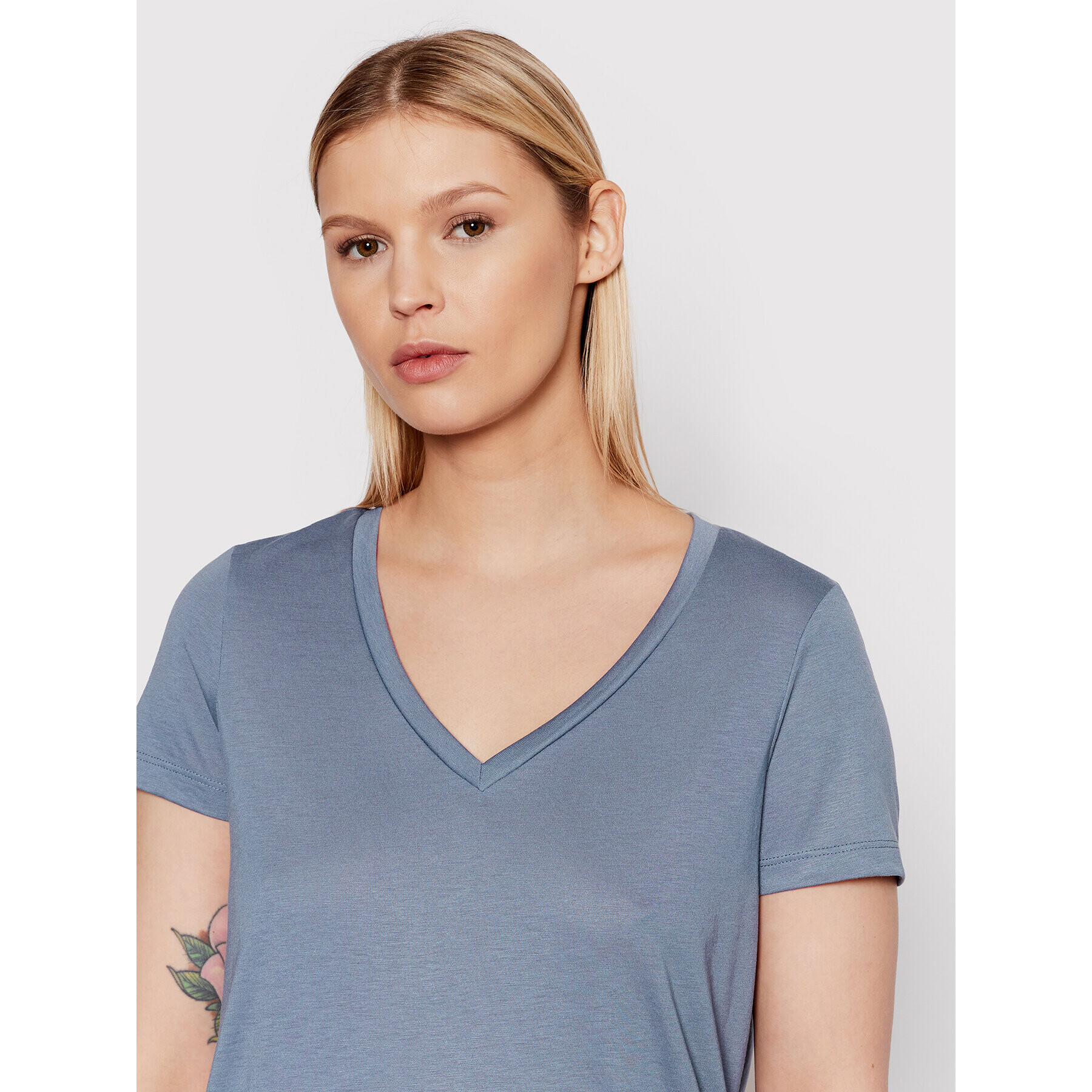 Vero Moda T-Shirt Spicy 10260455 Tmavomodrá Relaxed Fit - Pepit.cz