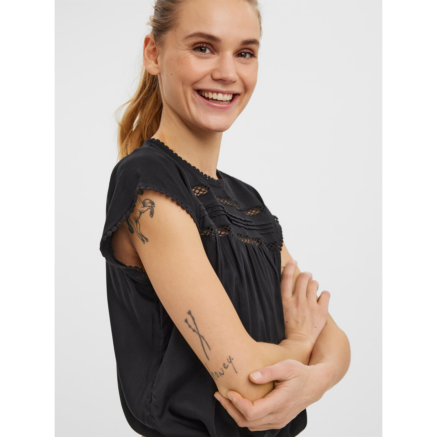 Vero Moda Halenka Debbie 10247943 Černá Regular Fit - Pepit.cz