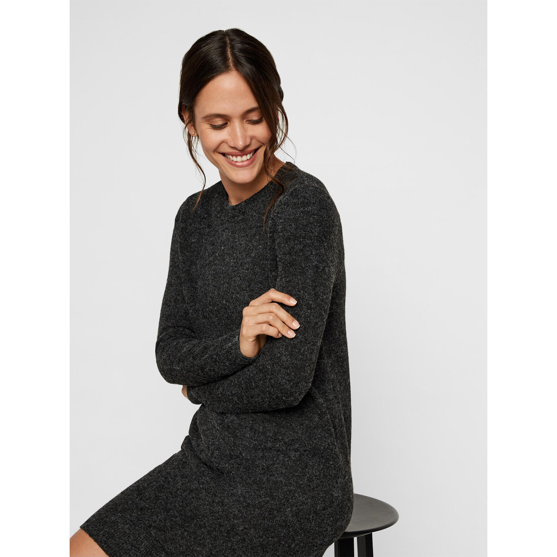 Vero Moda Úpletové šaty 10215523 Černá Relaxed Fit - Pepit.cz